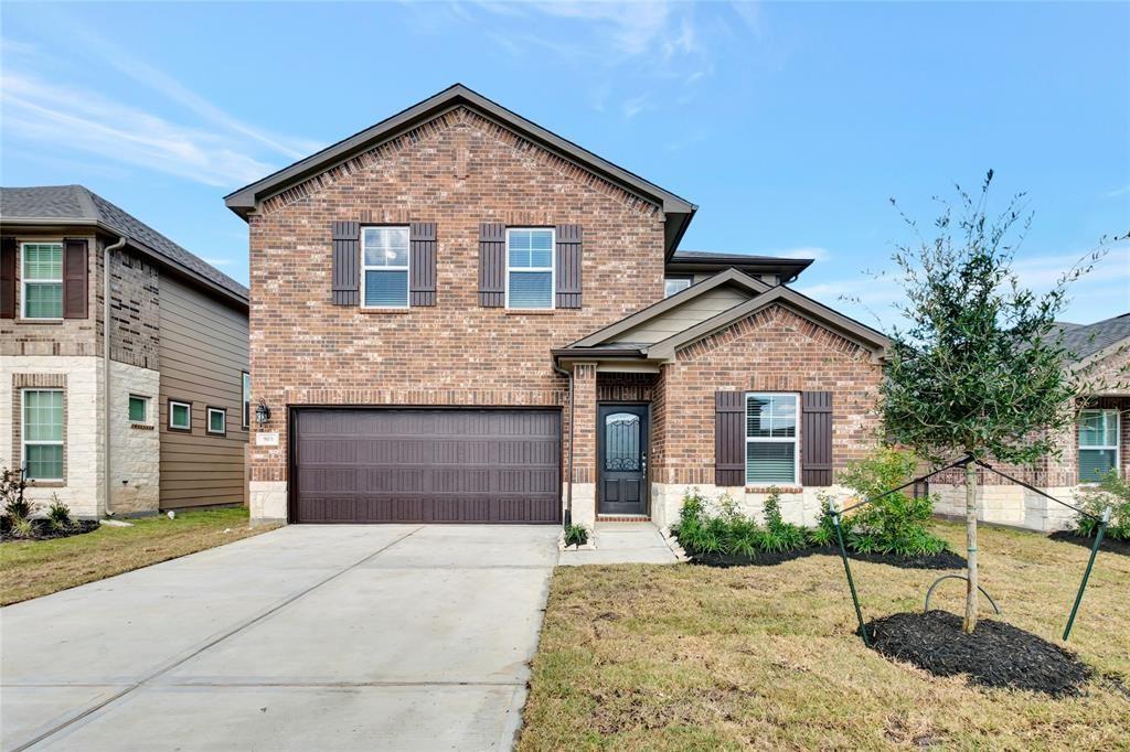 903 Cloverdale Drive — photo