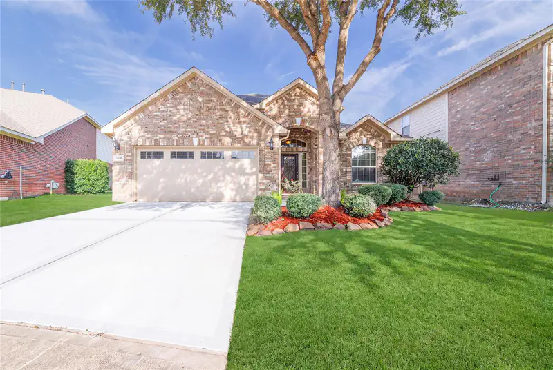 24446 Silverton Valley Lane — photo