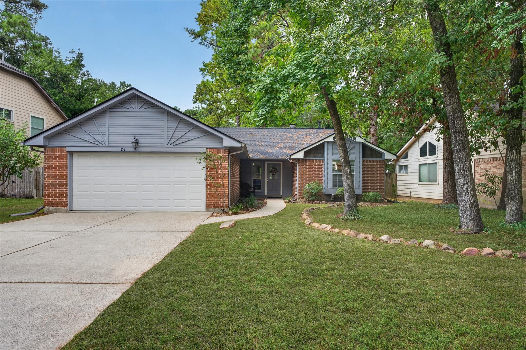 28 S Rain Forest Court — photo