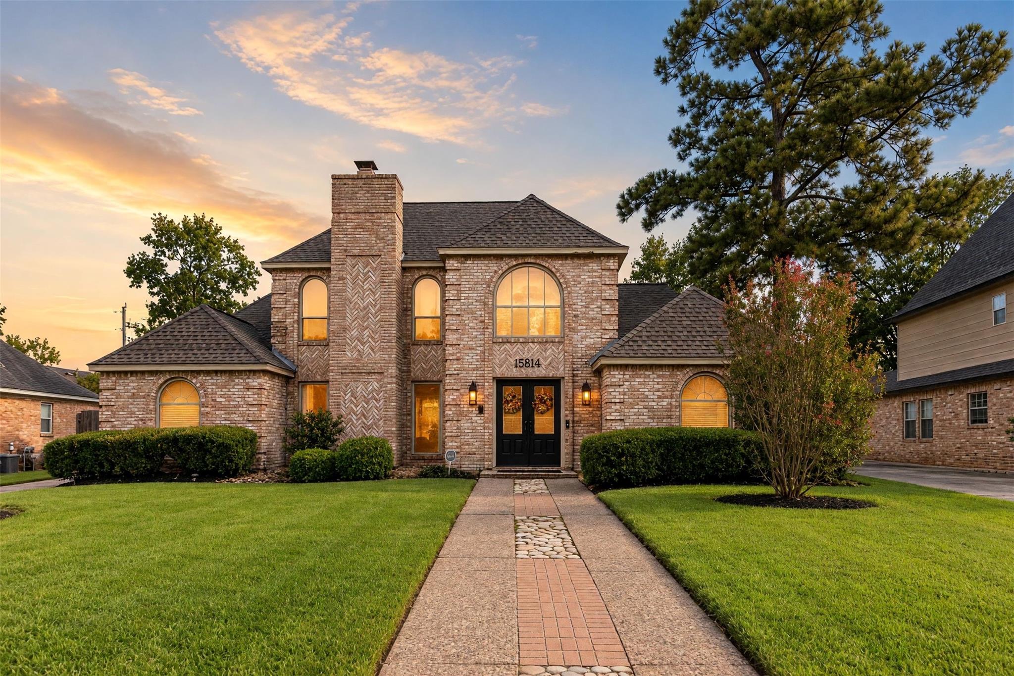 15814 Crystal Brook Drive — photo