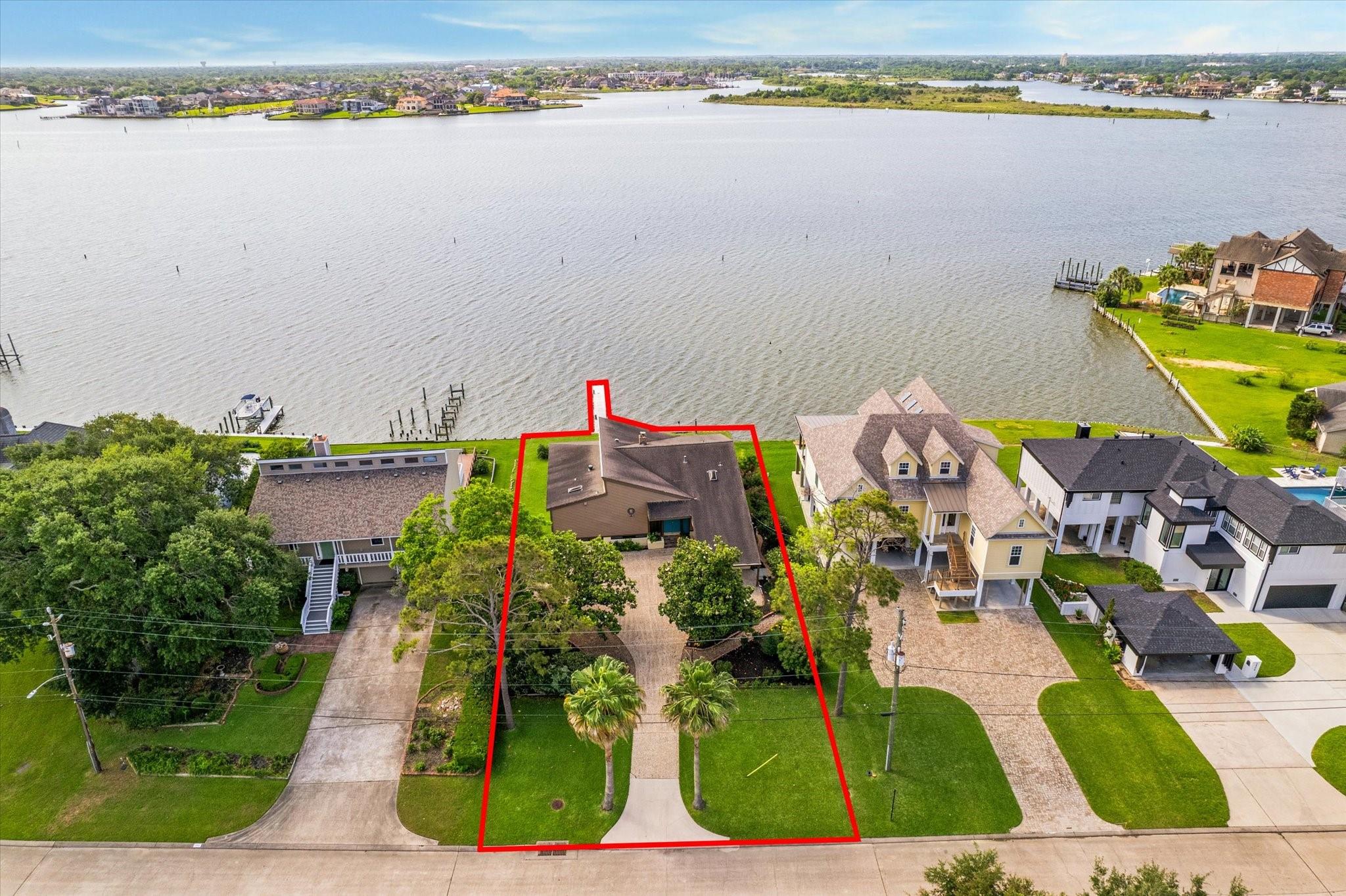 2414 Baycrest Drive — photo