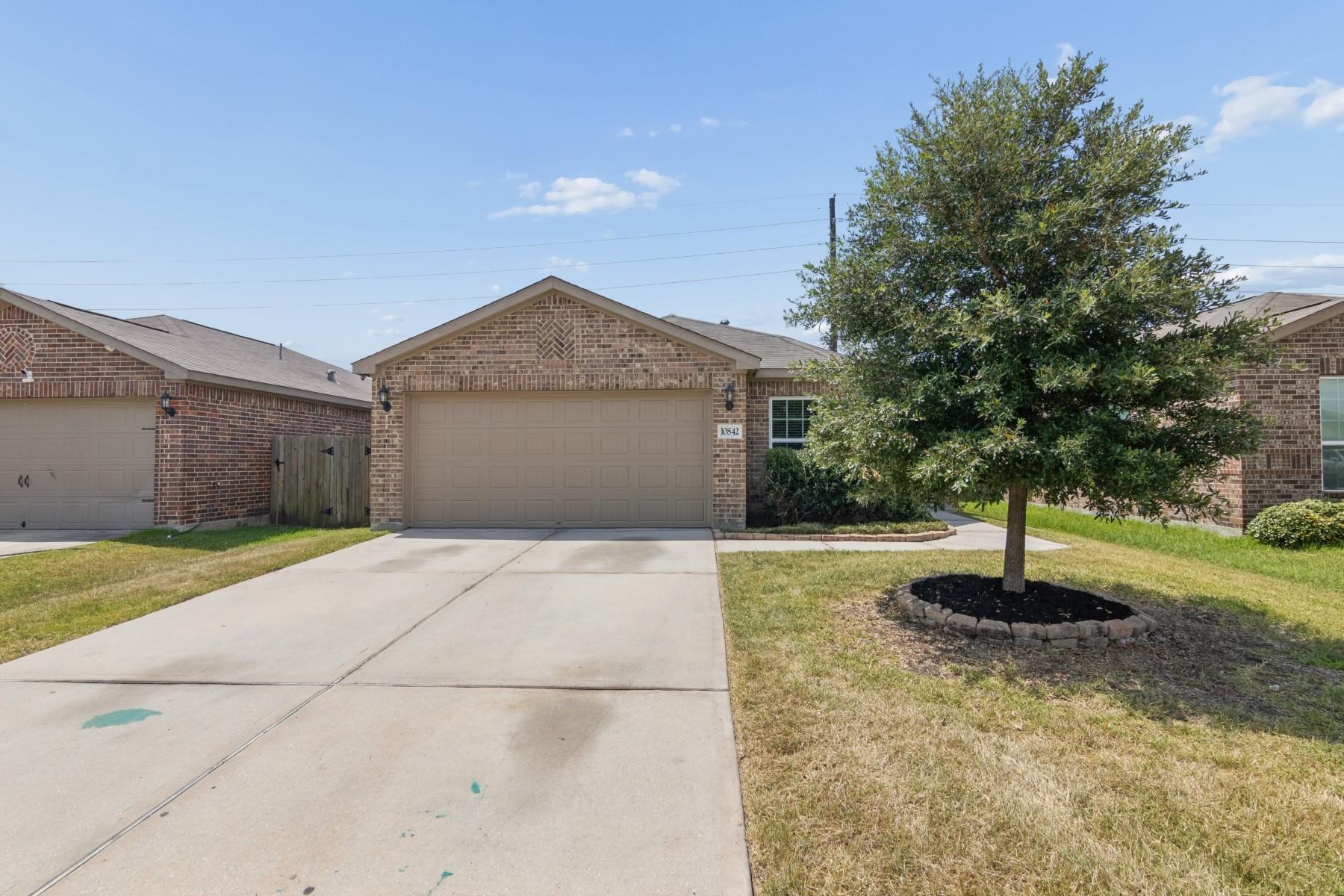 10842 Spring Brook Pass Drive — photo