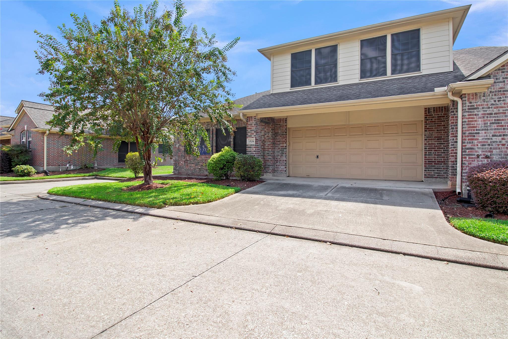 1526 Village Townhome Drive — photo
