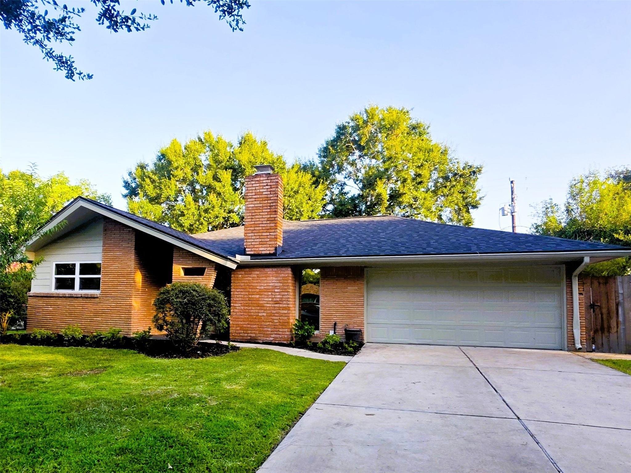 5315 Briarbend Drive — photo