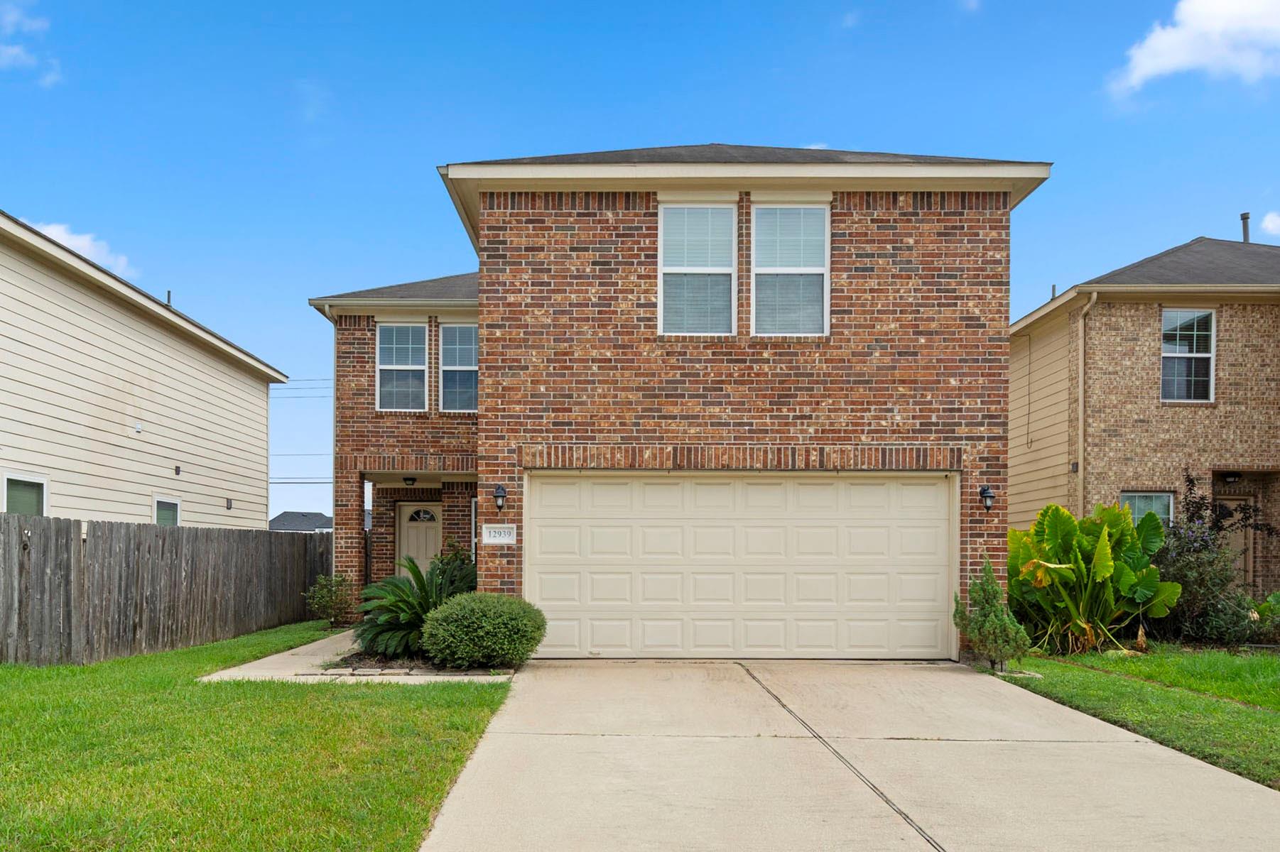 12939 Almeda Crossing Court — photo