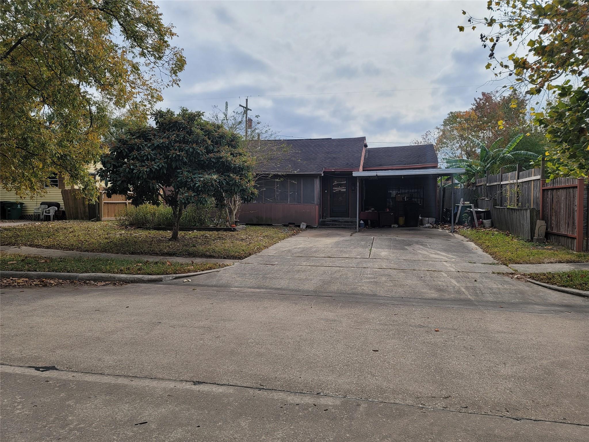 4608 Dewberry Street — photo