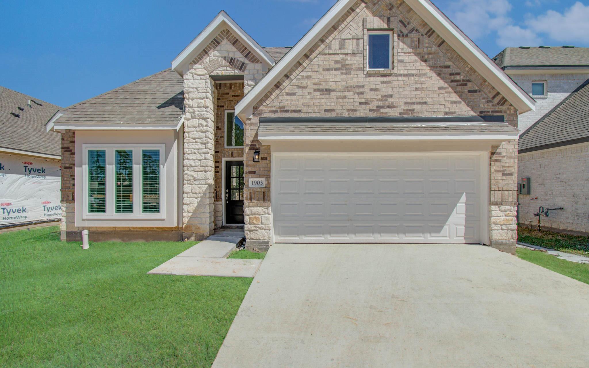 1814 Archwood Drive — photo
