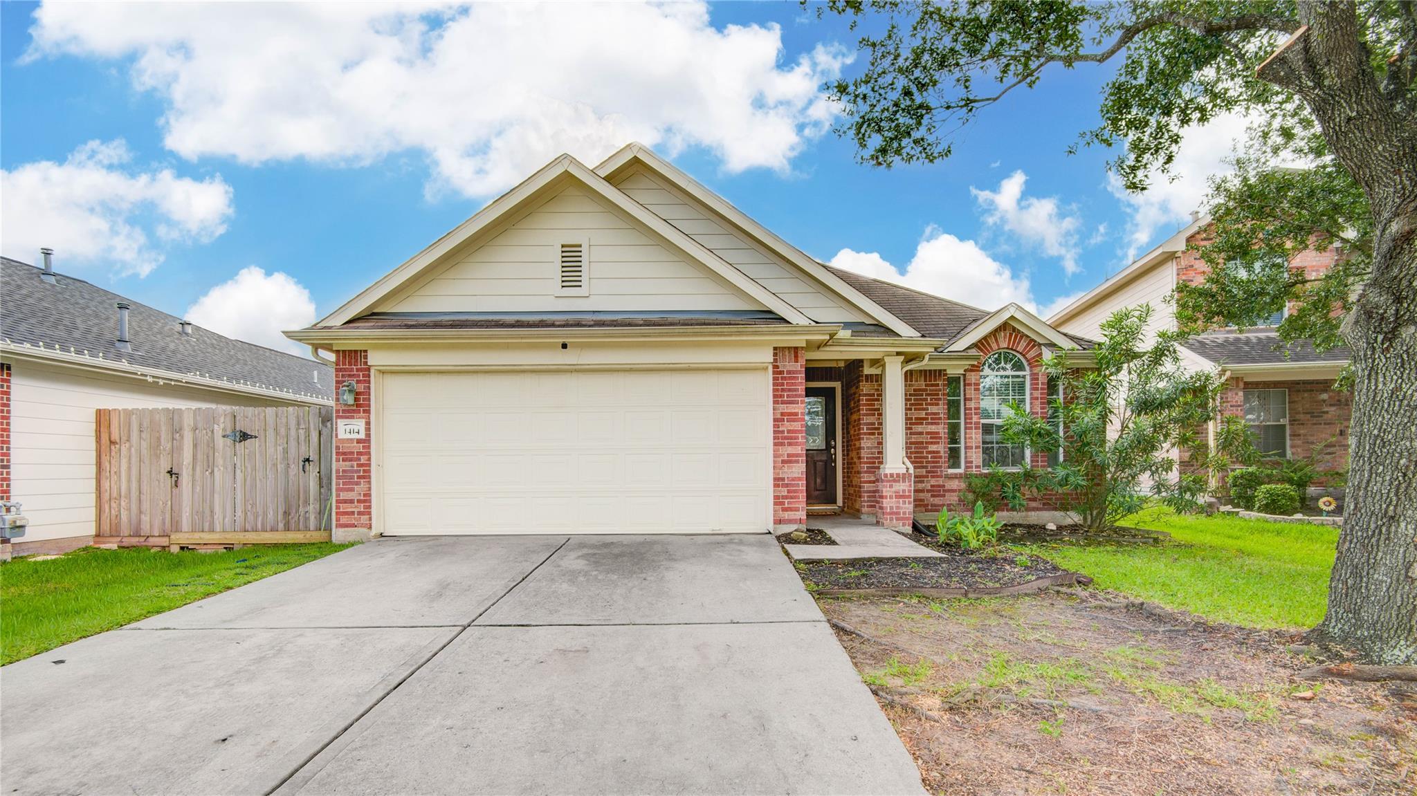 1414 Merryglen Court — photo