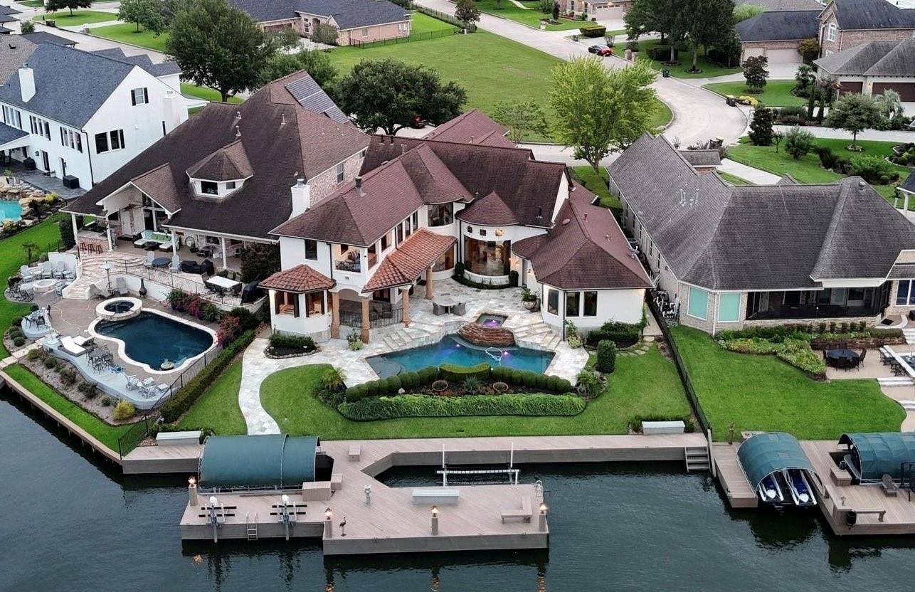 12316 Oak Bend Circle — photo