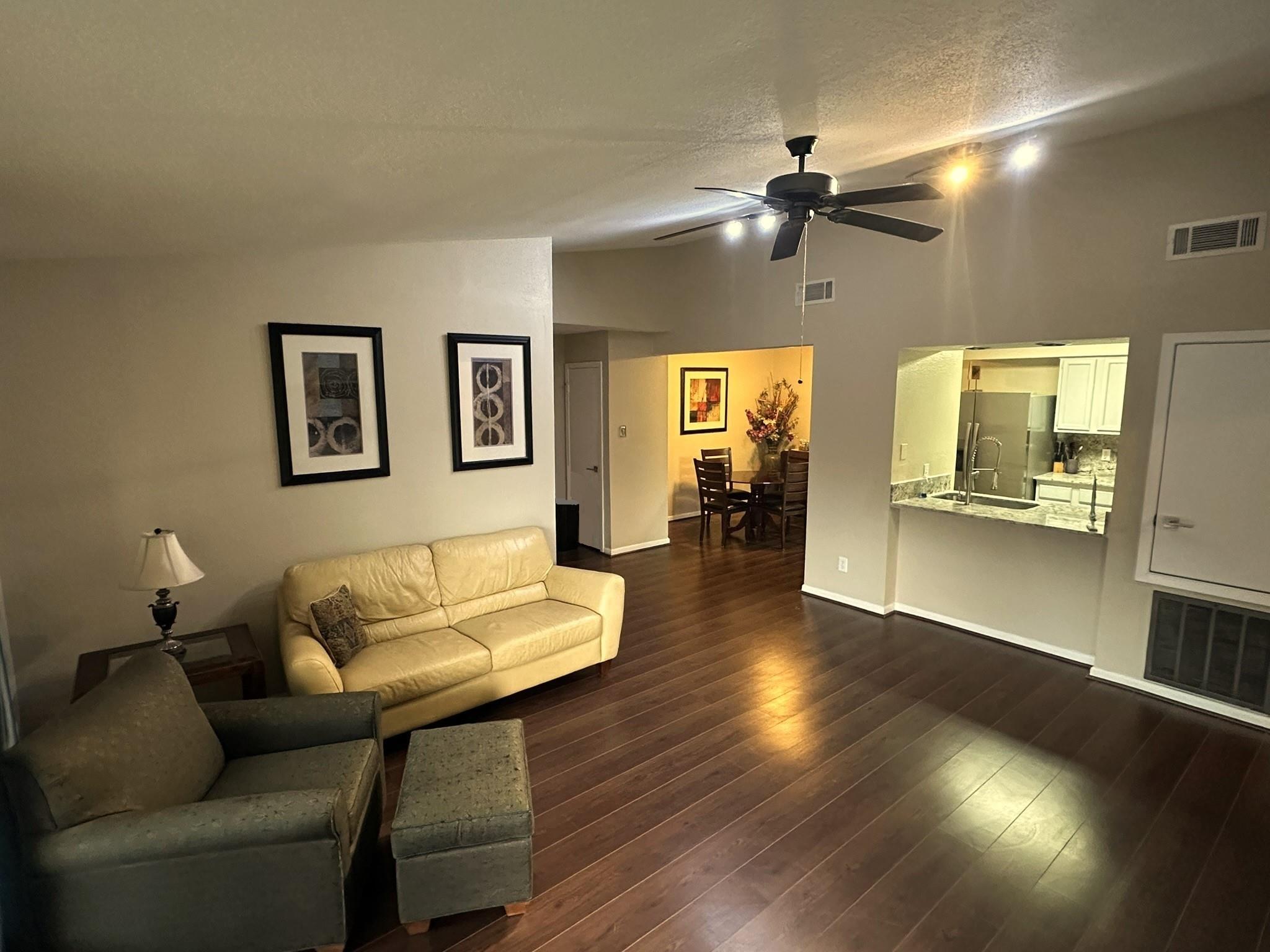 8100 Cambridge Street #32 — photo