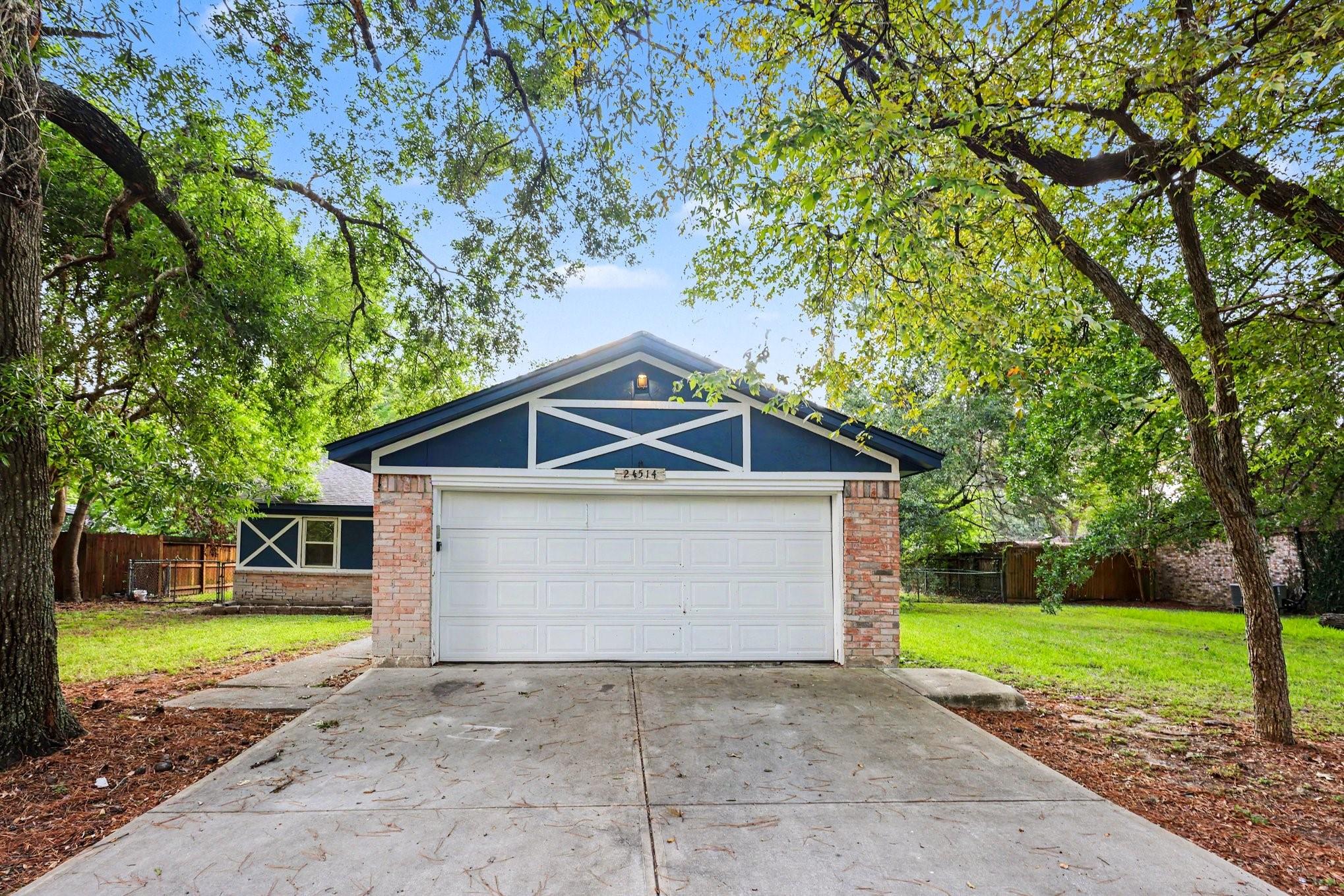 24514 Red Deer Drive — photo