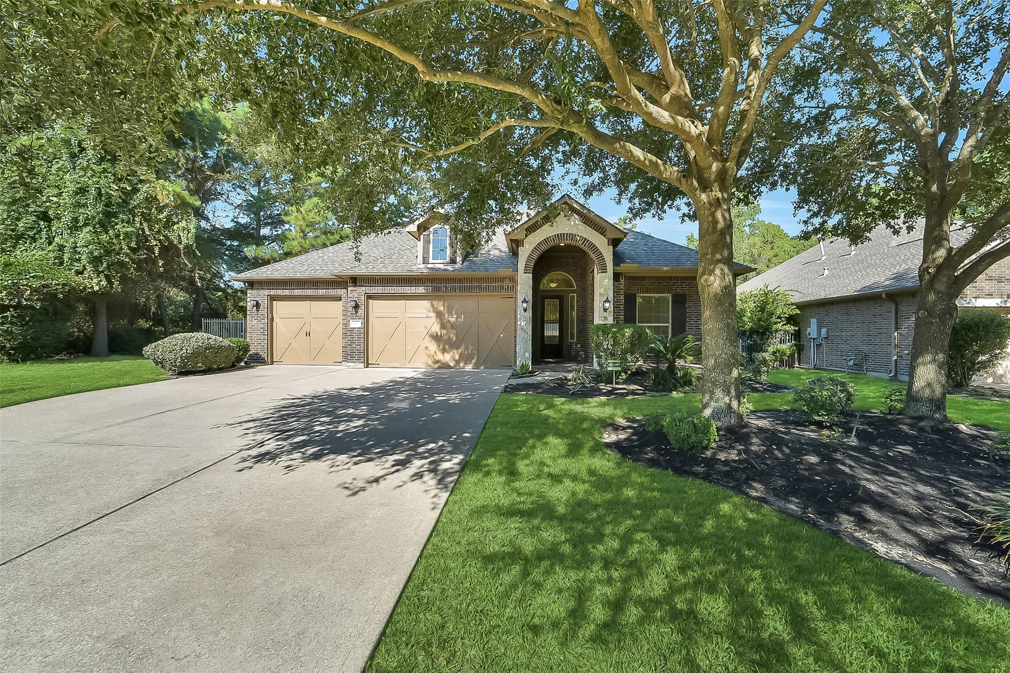 95 S Greenprint Circle — photo