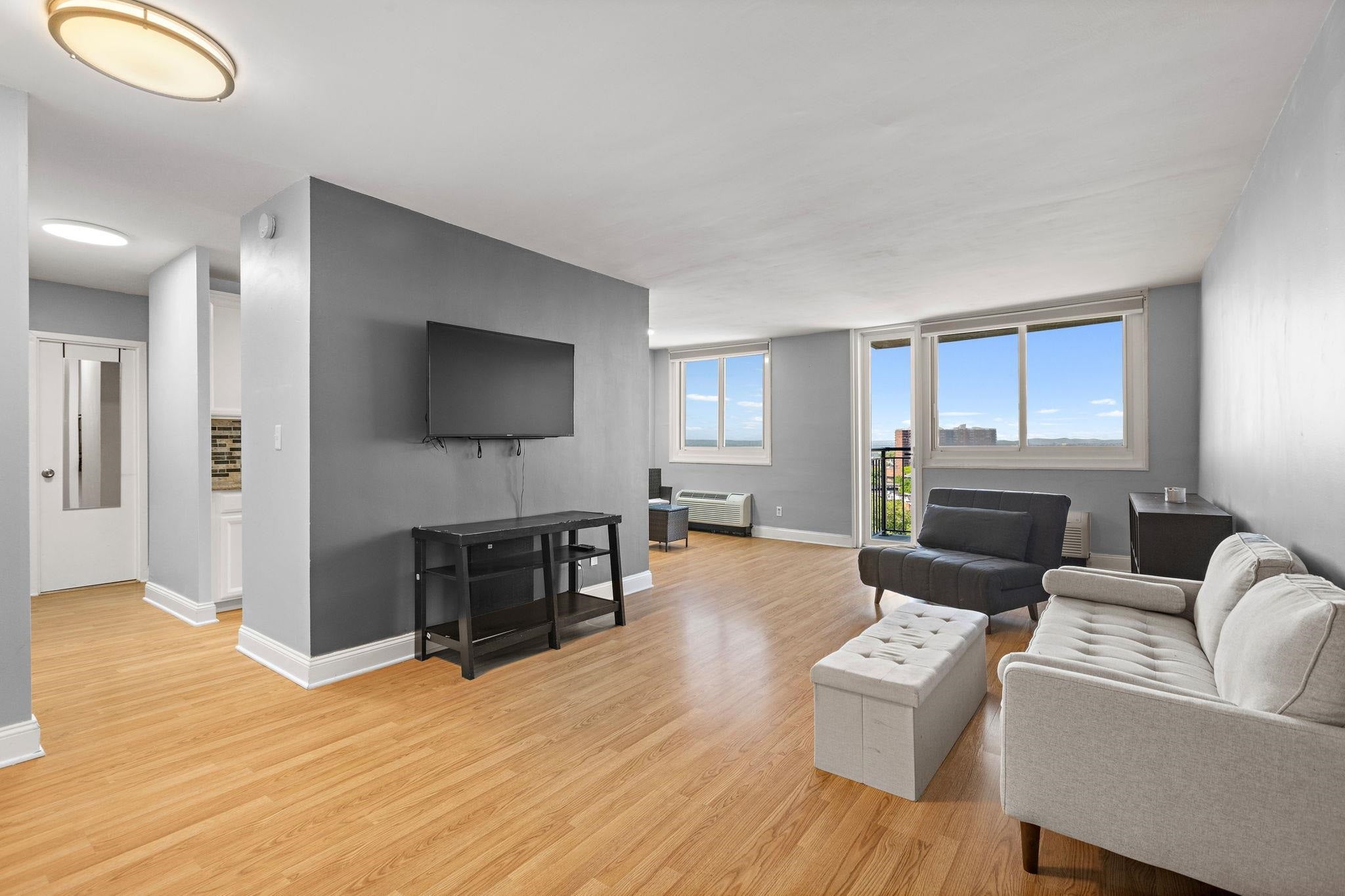 100 Manhattan Ave 1703 — photo