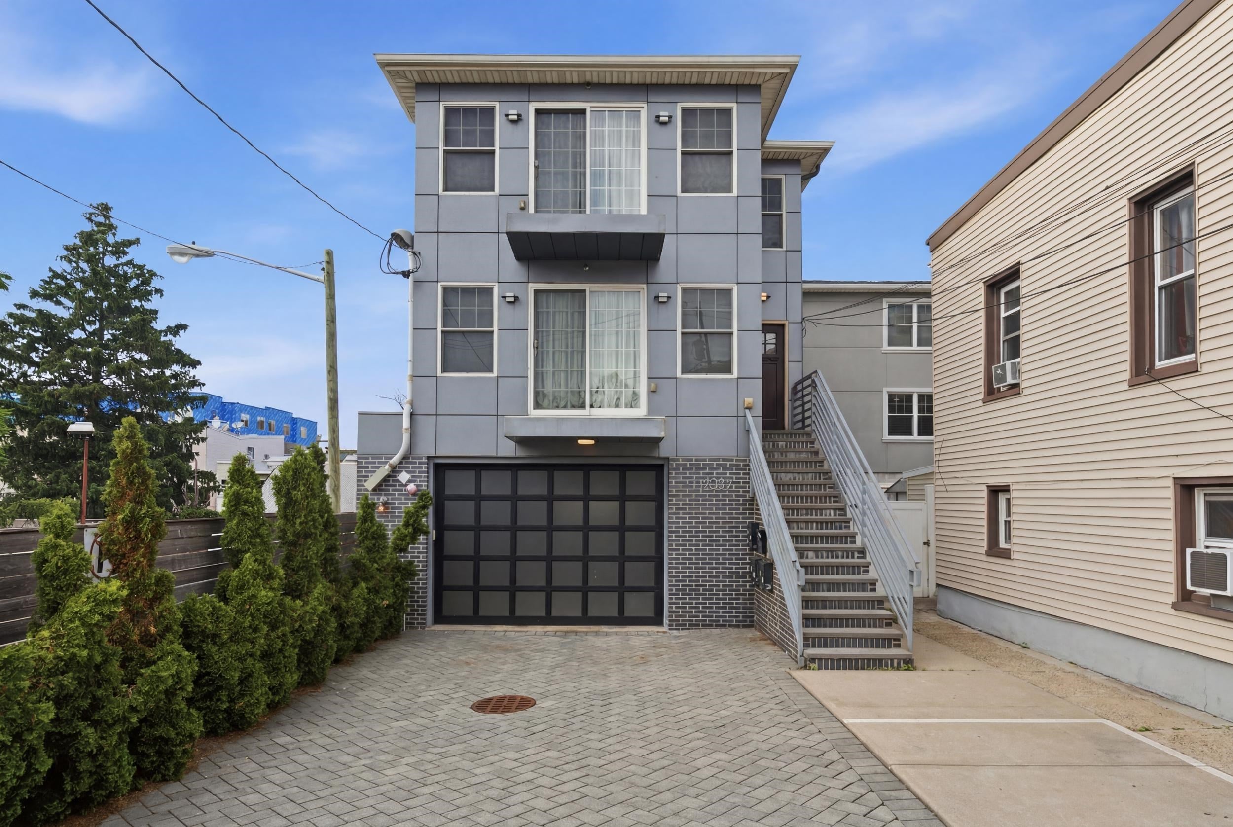 1206 5th St C / 3 — photo