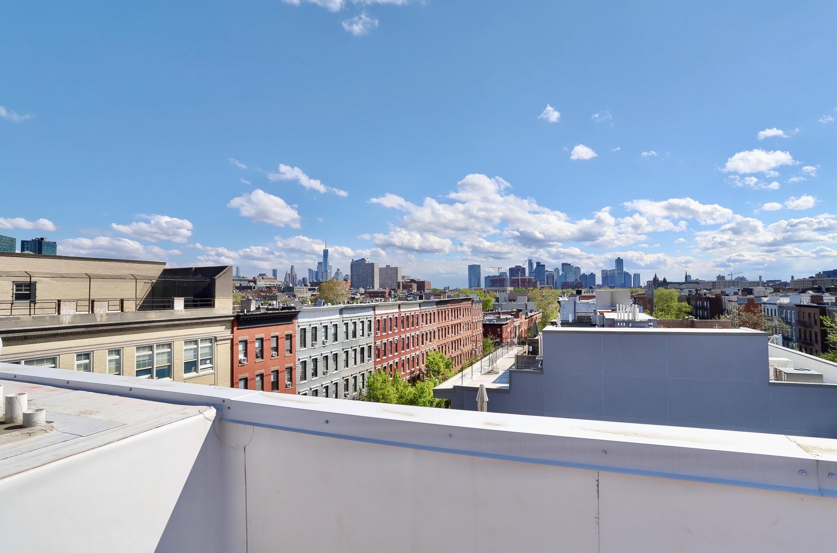 842 Park Ave 502 — photo