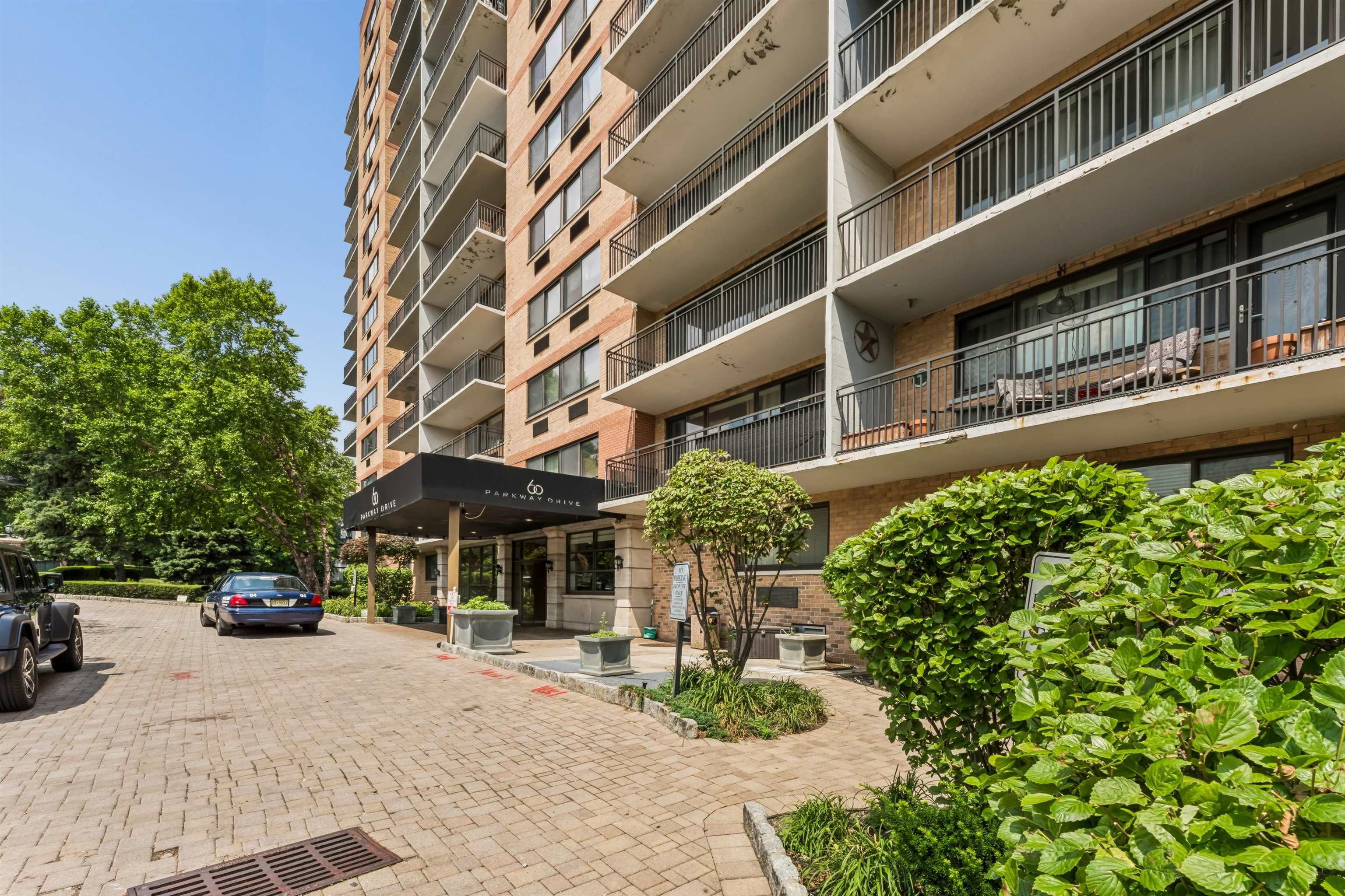 60 Parkway Dr 1M — photo