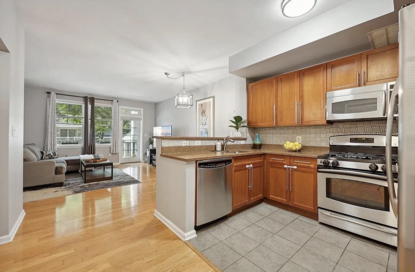 4 Constellation Place — photo