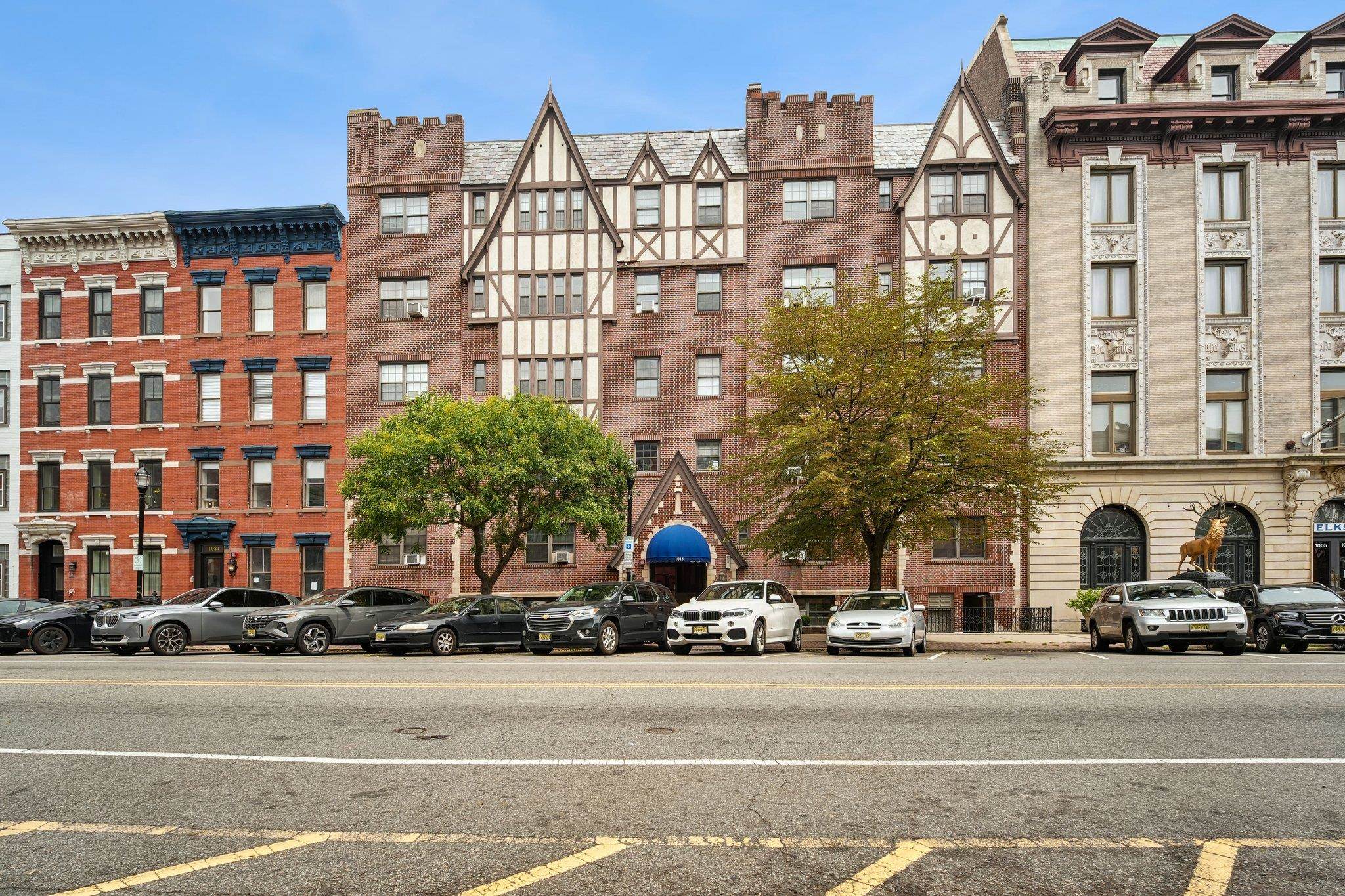 1015 Washington St 46 — photo