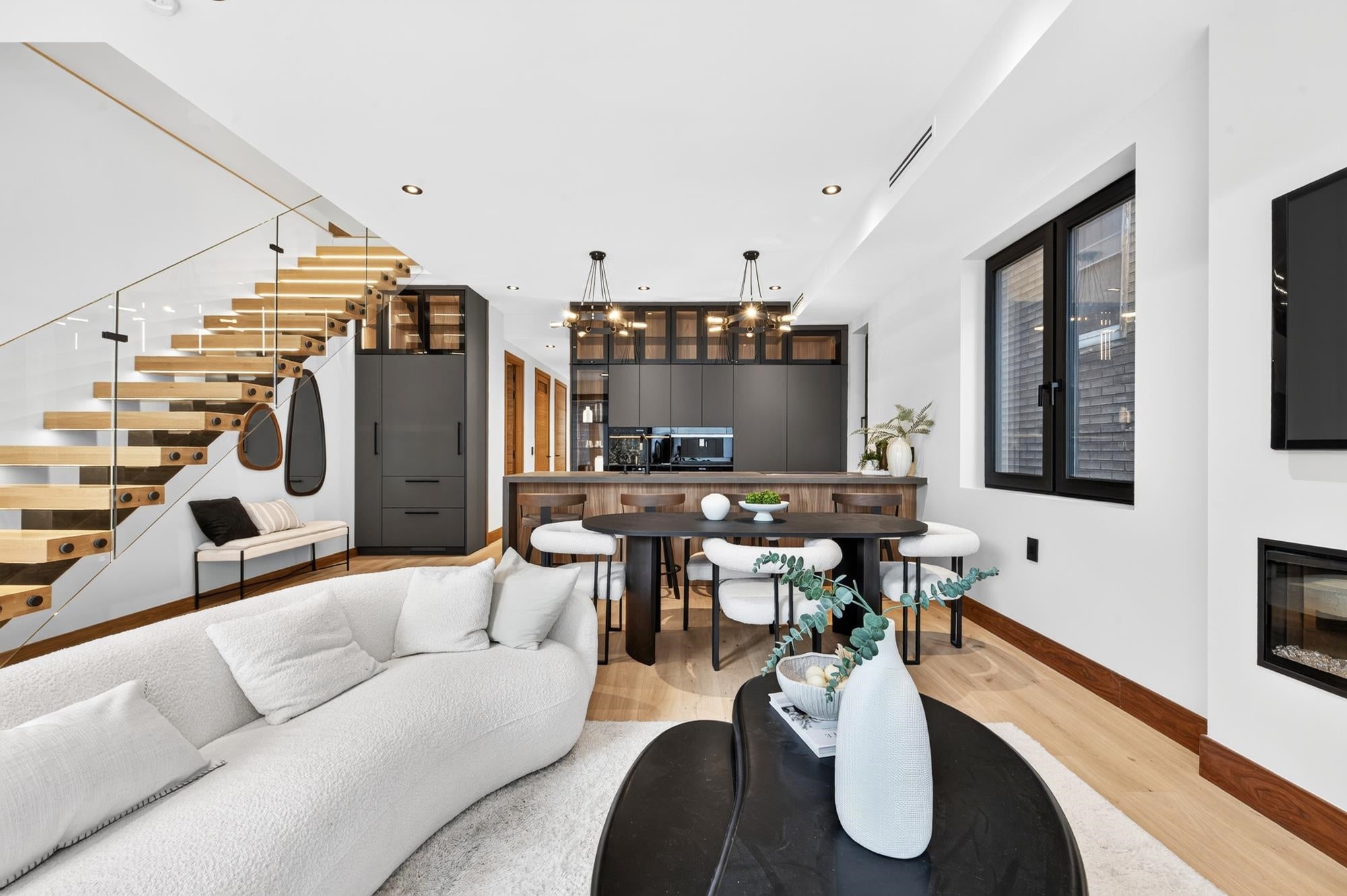 91 Hancock Ave 1 — photo