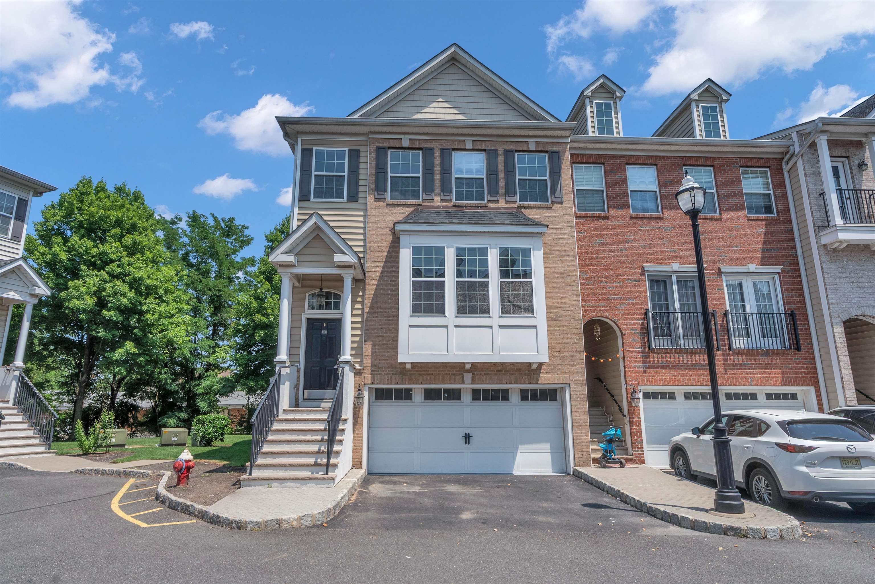 8 Creekside Ct — photo