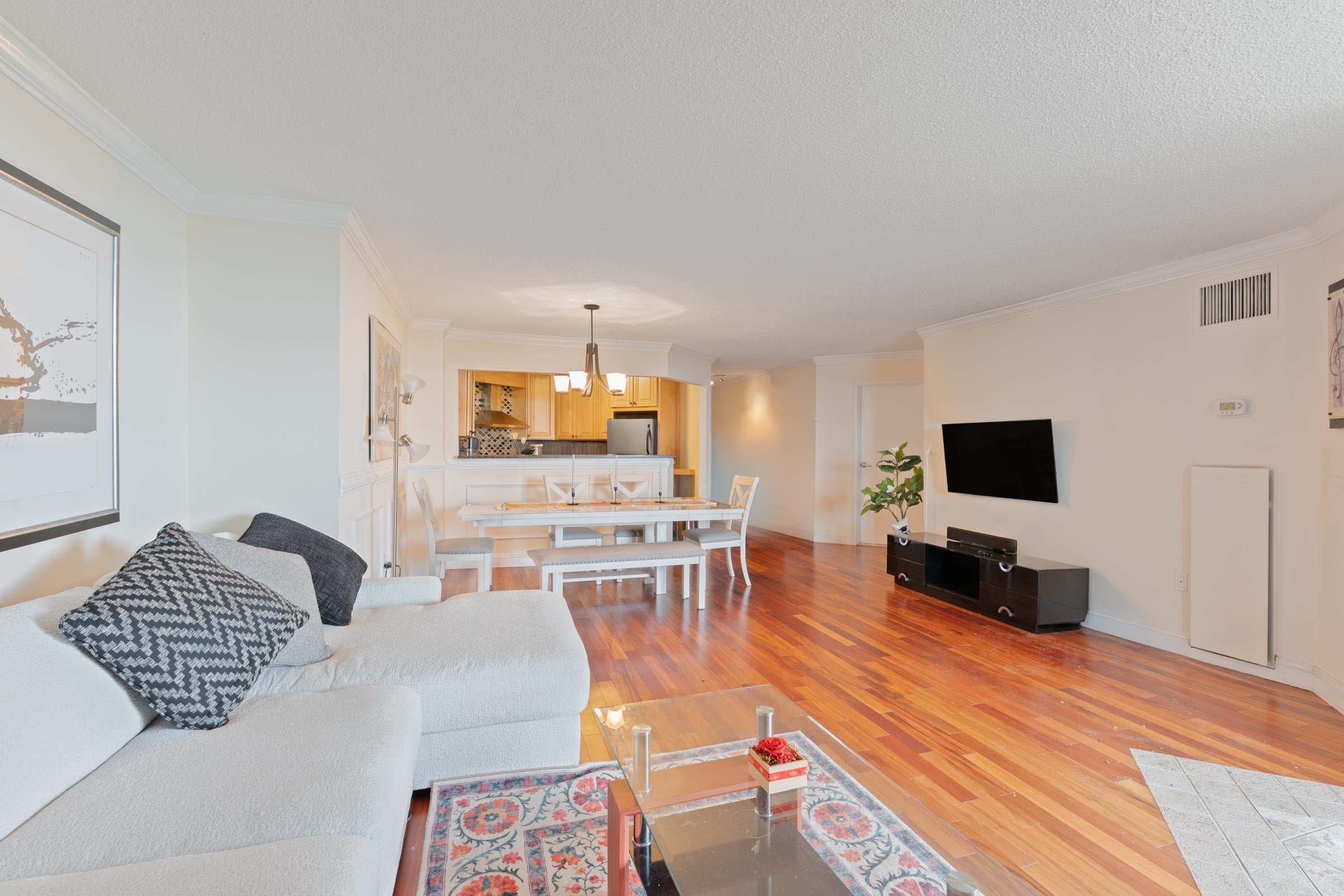 719 Harmon Cove Tower 719 — photo