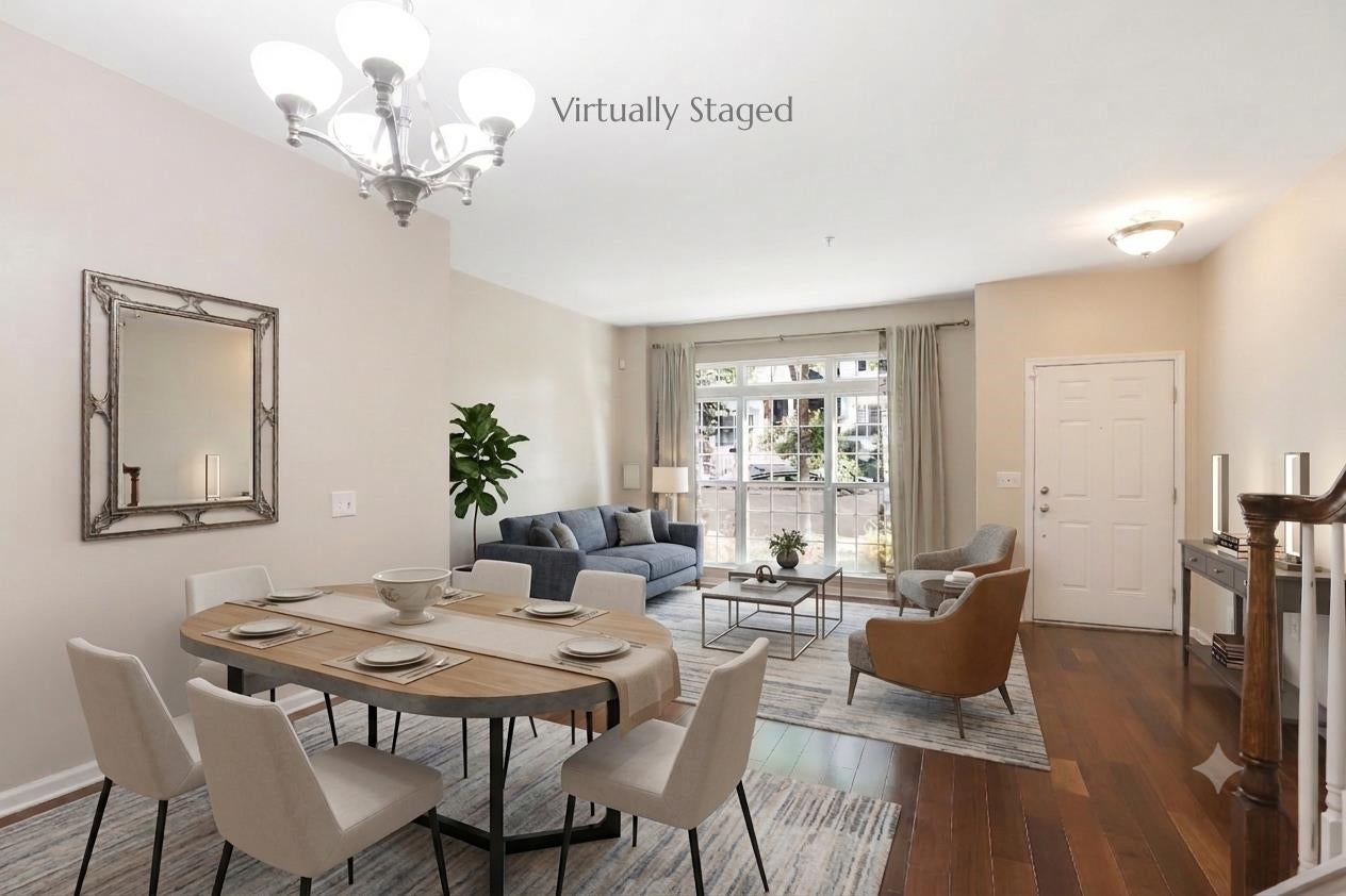 275 Custer Ave 223 — photo