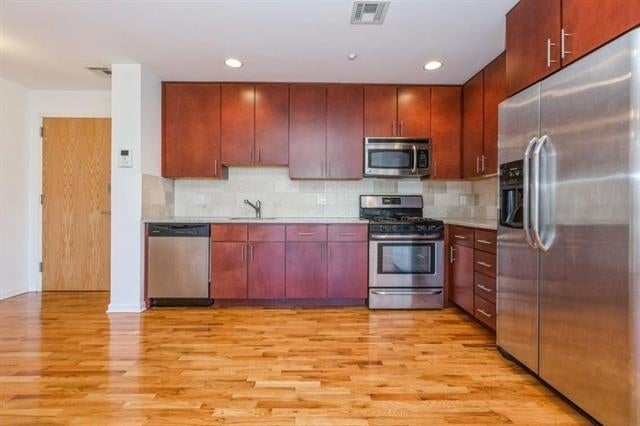 17 Meadow Rd 307 — photo