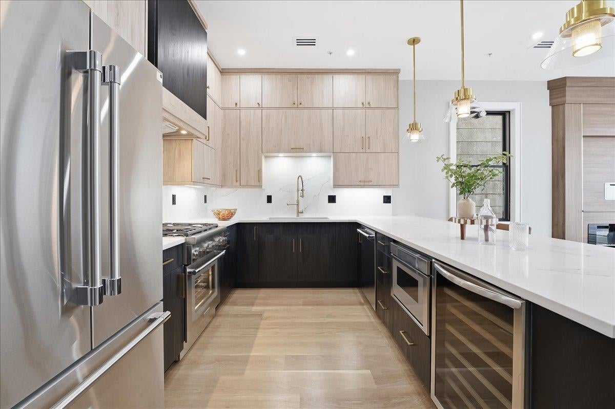 134 Hancock Ave 201 — photo