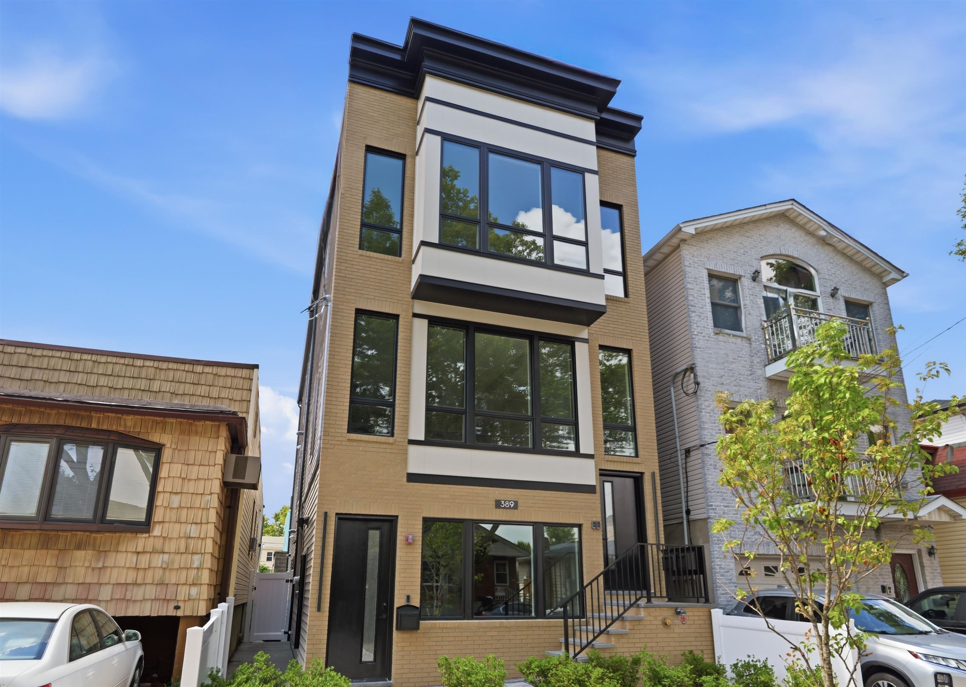 389 Virginia Ave 1 — photo