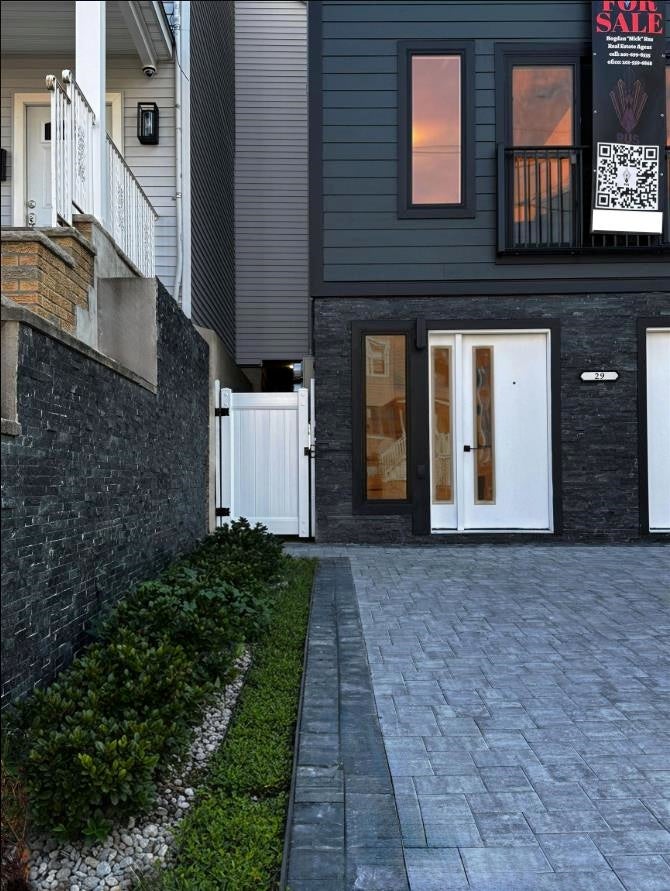 29 Carlton Ave 1 — photo