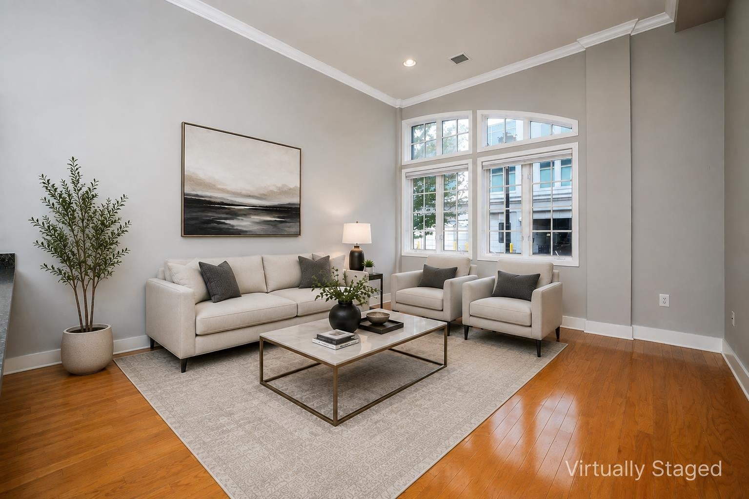 61 Grand St 1L — photo