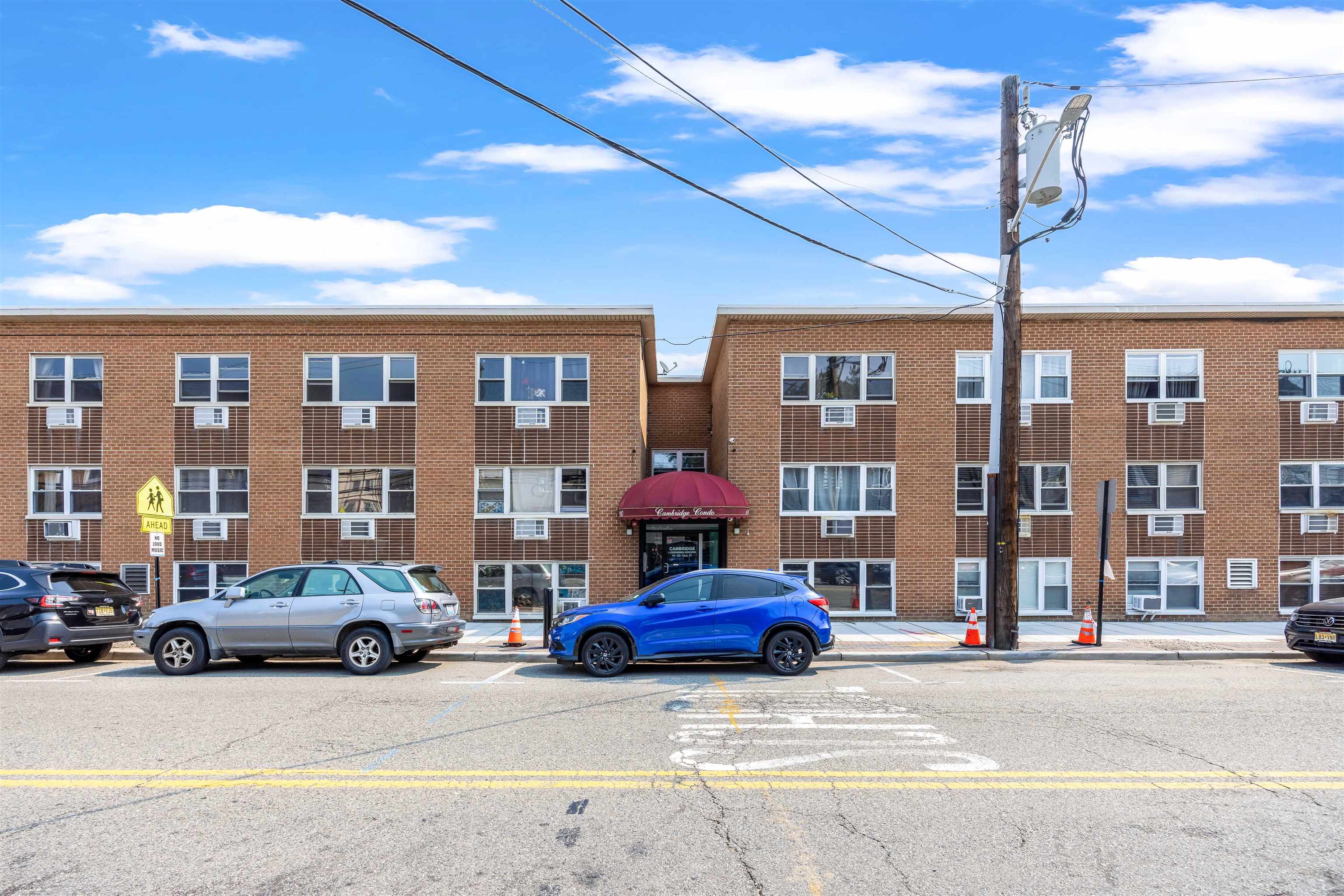 120 32nd St 2B — photo