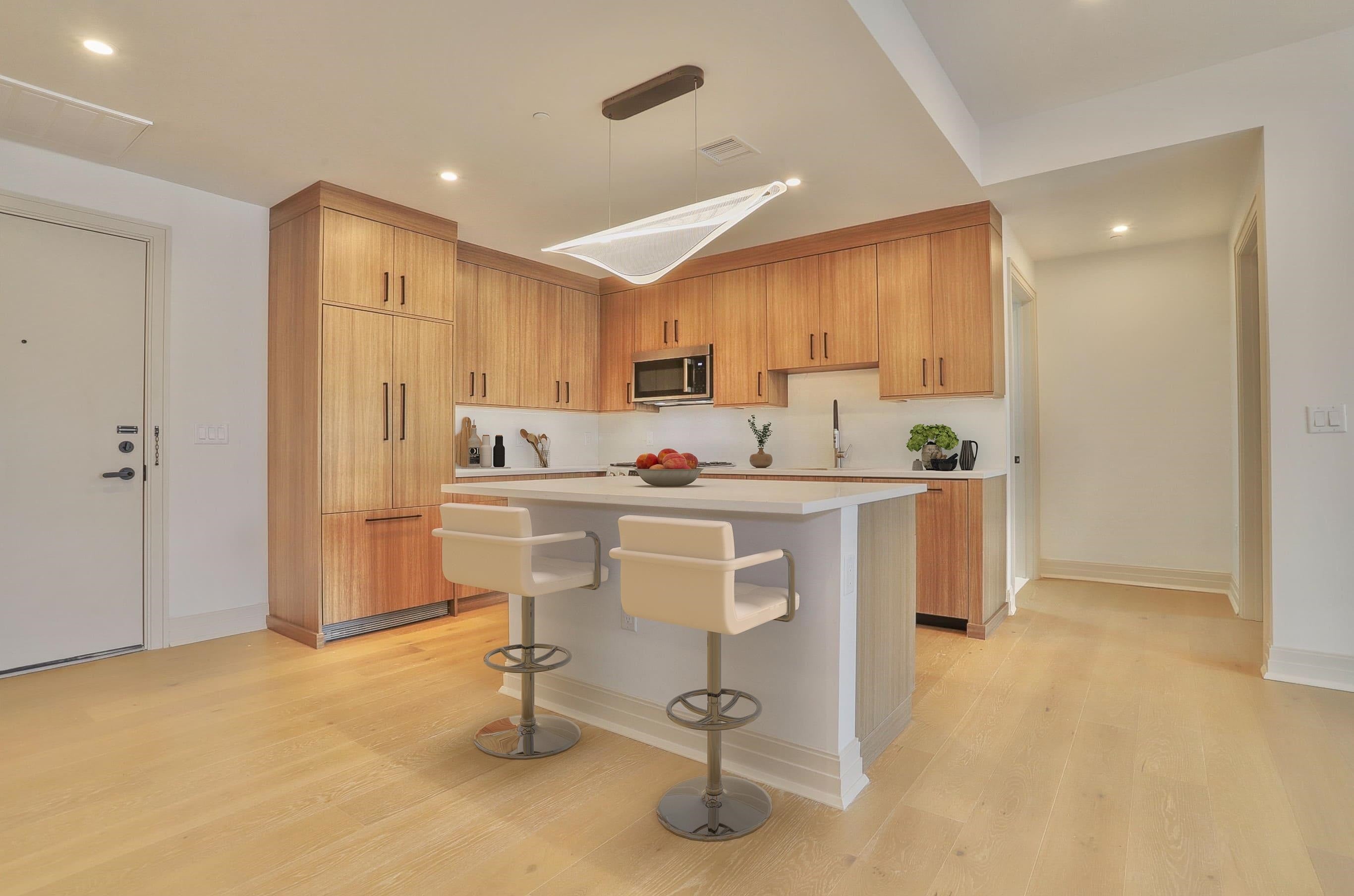 921 Madison St 409 — photo