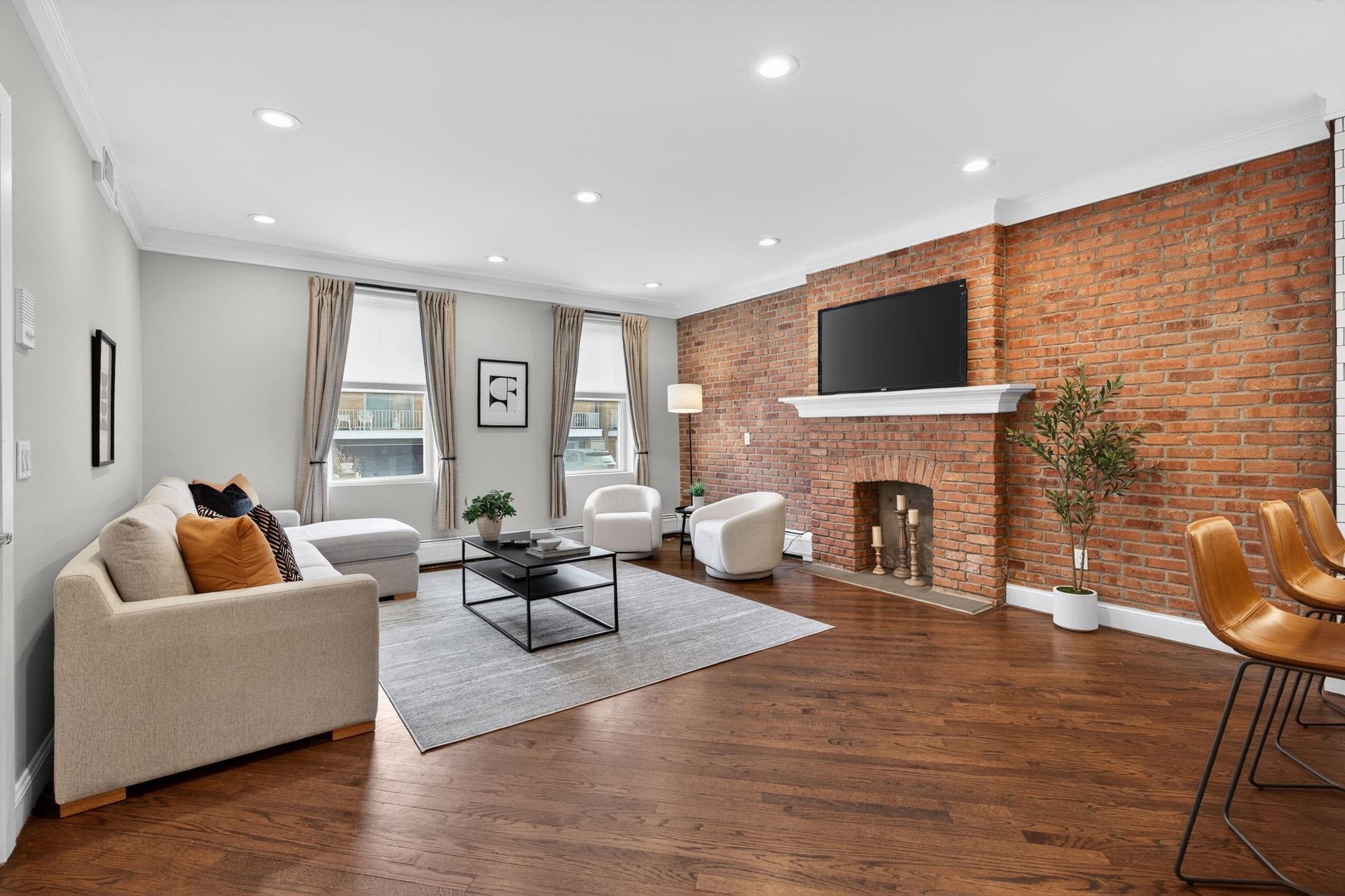 626 Park Ave 1 — photo