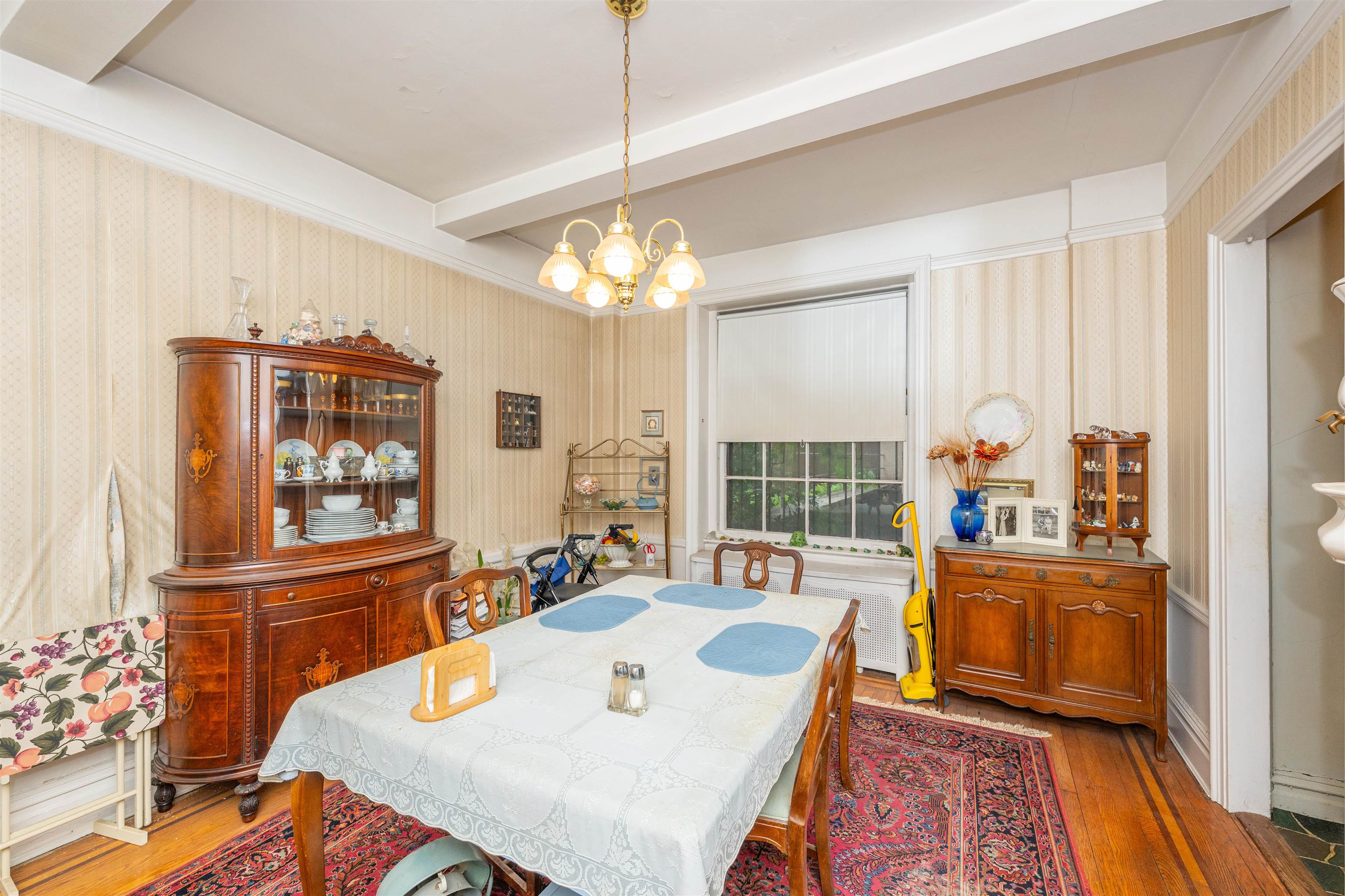 50 Glenwood Ave 108 — photo