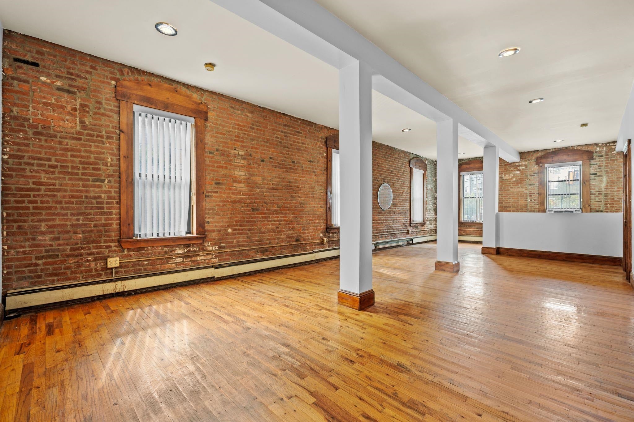 76 Jackson St 1L — photo