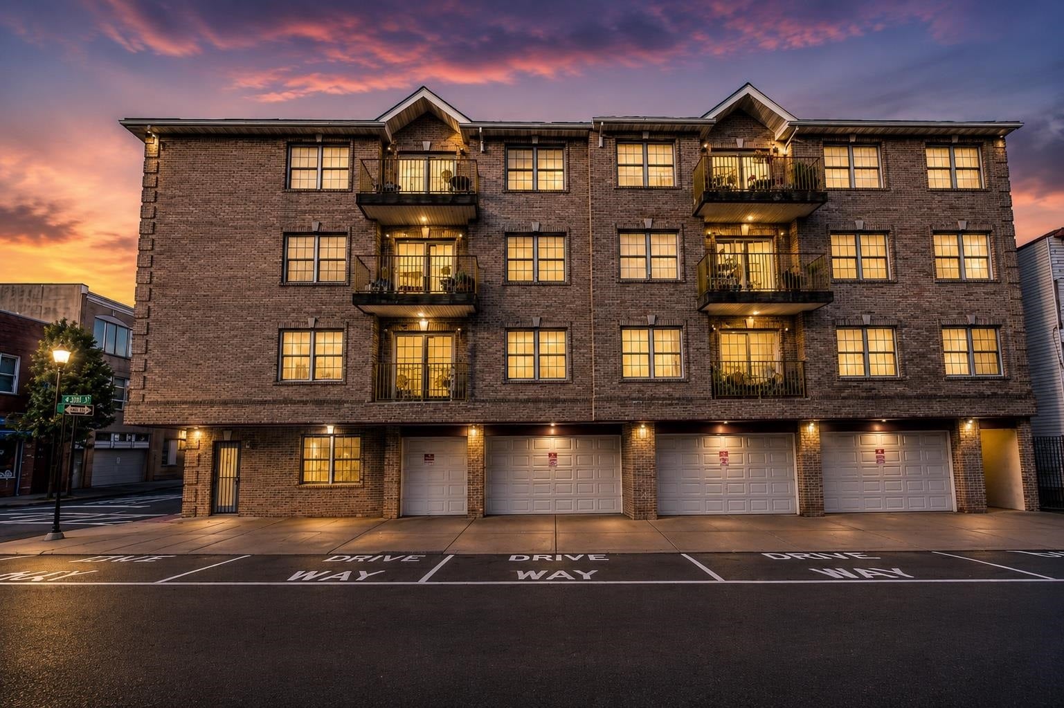 2519 West St Apt 2 — photo