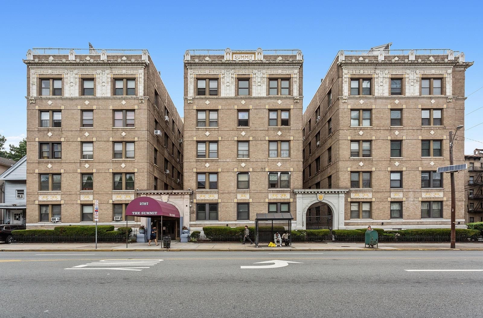 2787 Kennedy Blvd 504 — photo