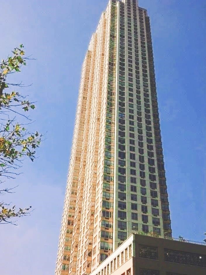 88 Morgan St 4907 — photo