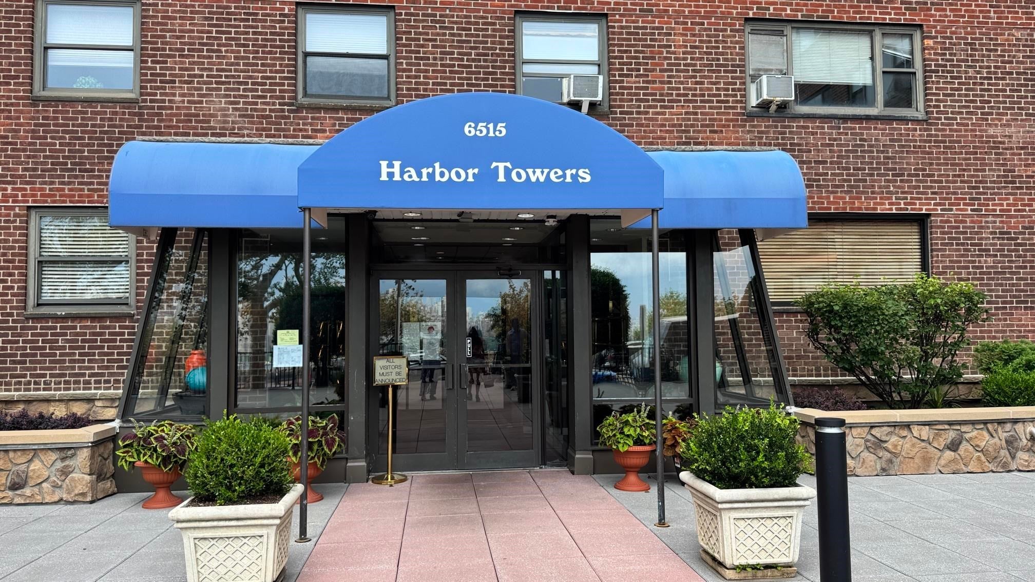6515 Blvd East 3H — photo