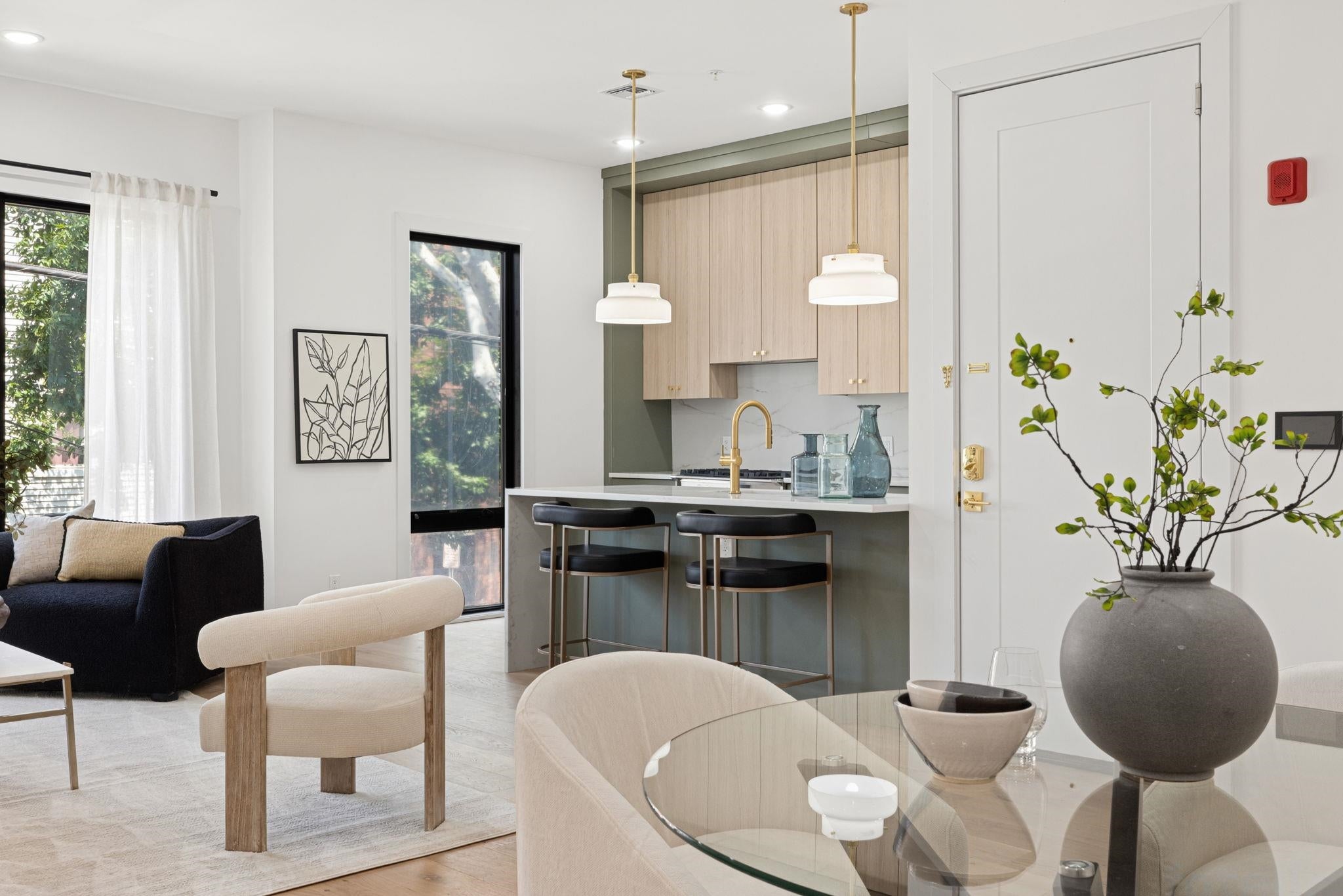 100 Webster Ave 2 — photo