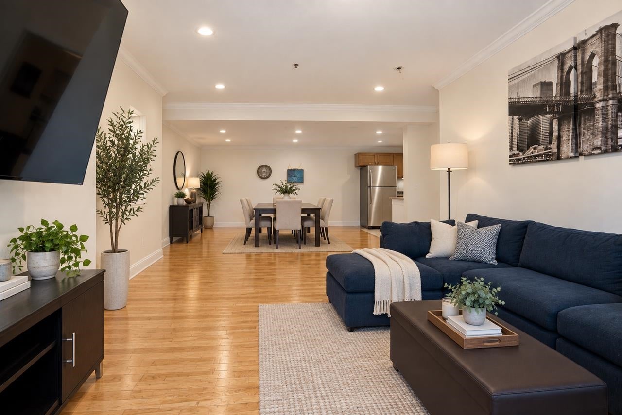 218 Jackson St 7 — photo