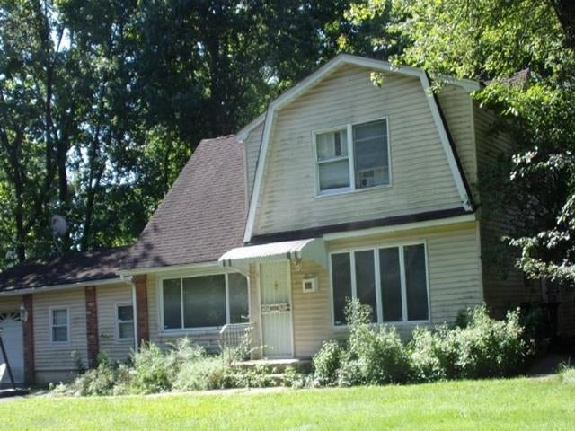 82 Knollwood Dr — photo