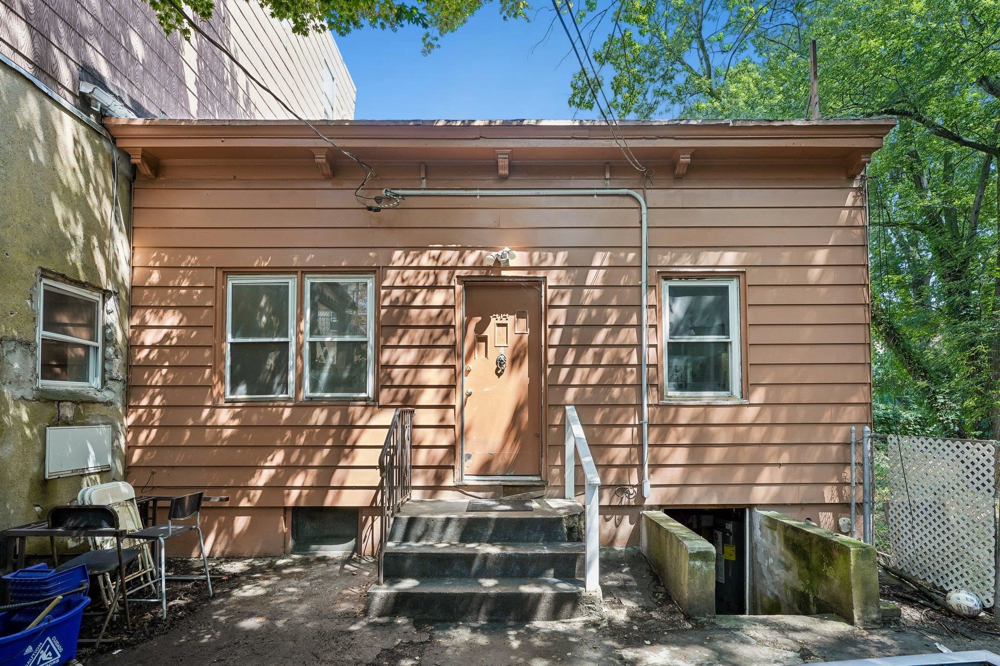 414 Monastery Pl Rear — photo