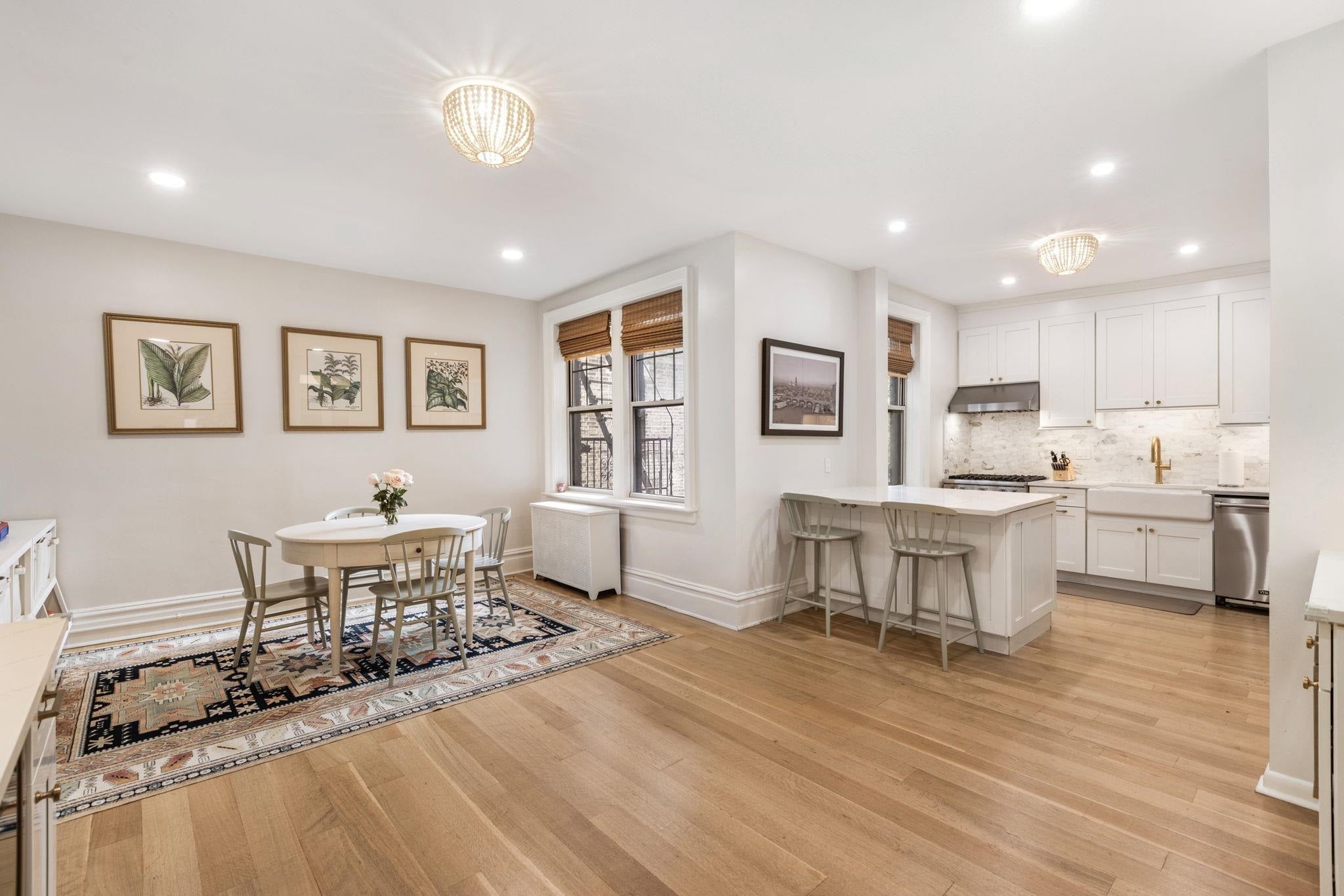 1000 Hudson St 204 — photo