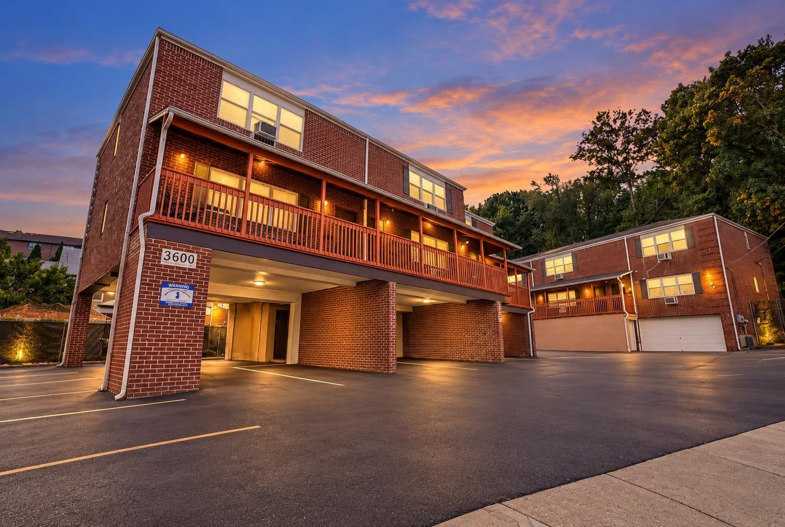 3600 Charles Ct 5 — photo
