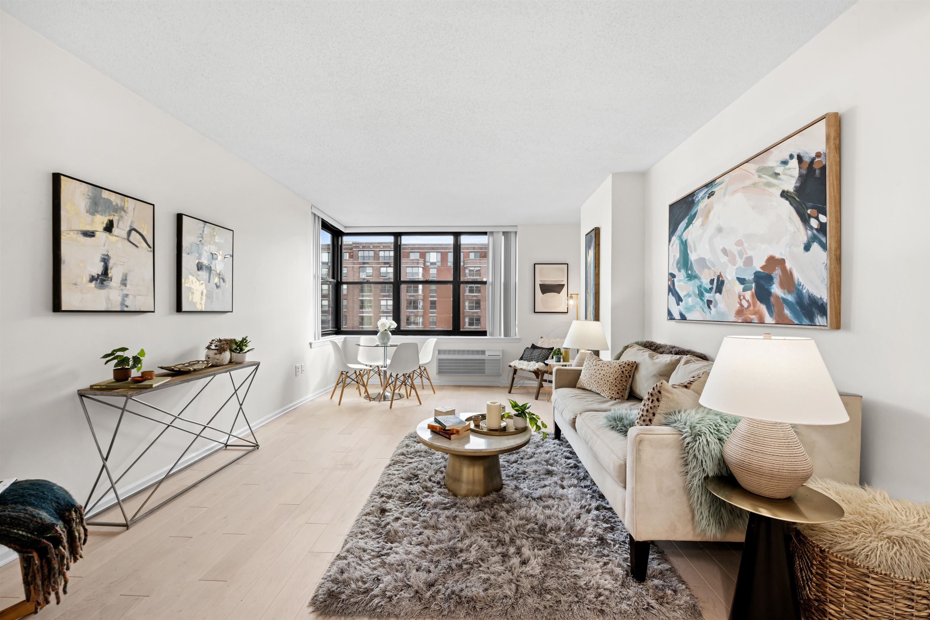 2 Constitution Ct 1008 — photo