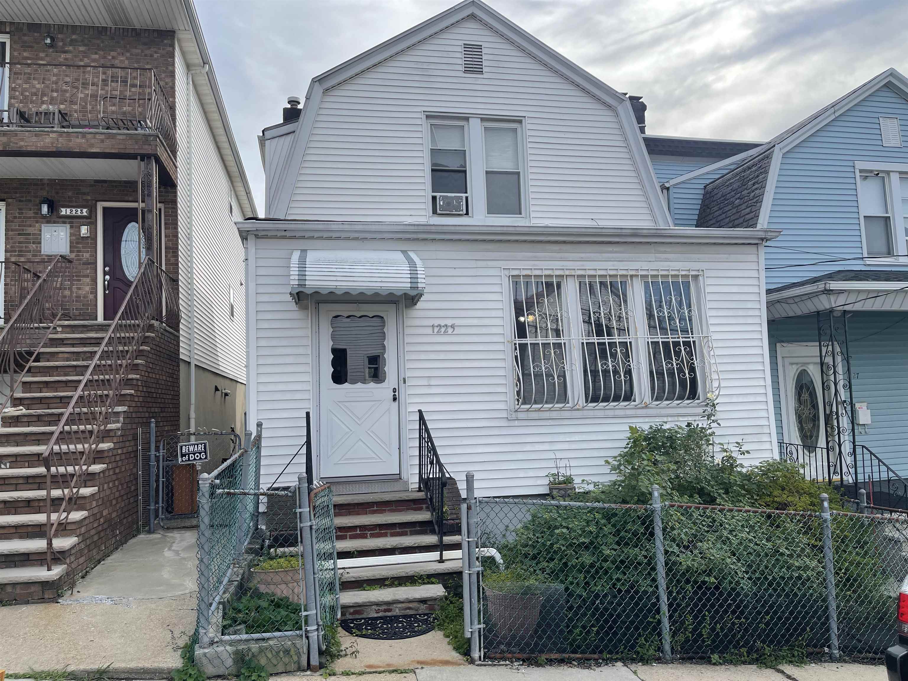 1225 80th Street — photo