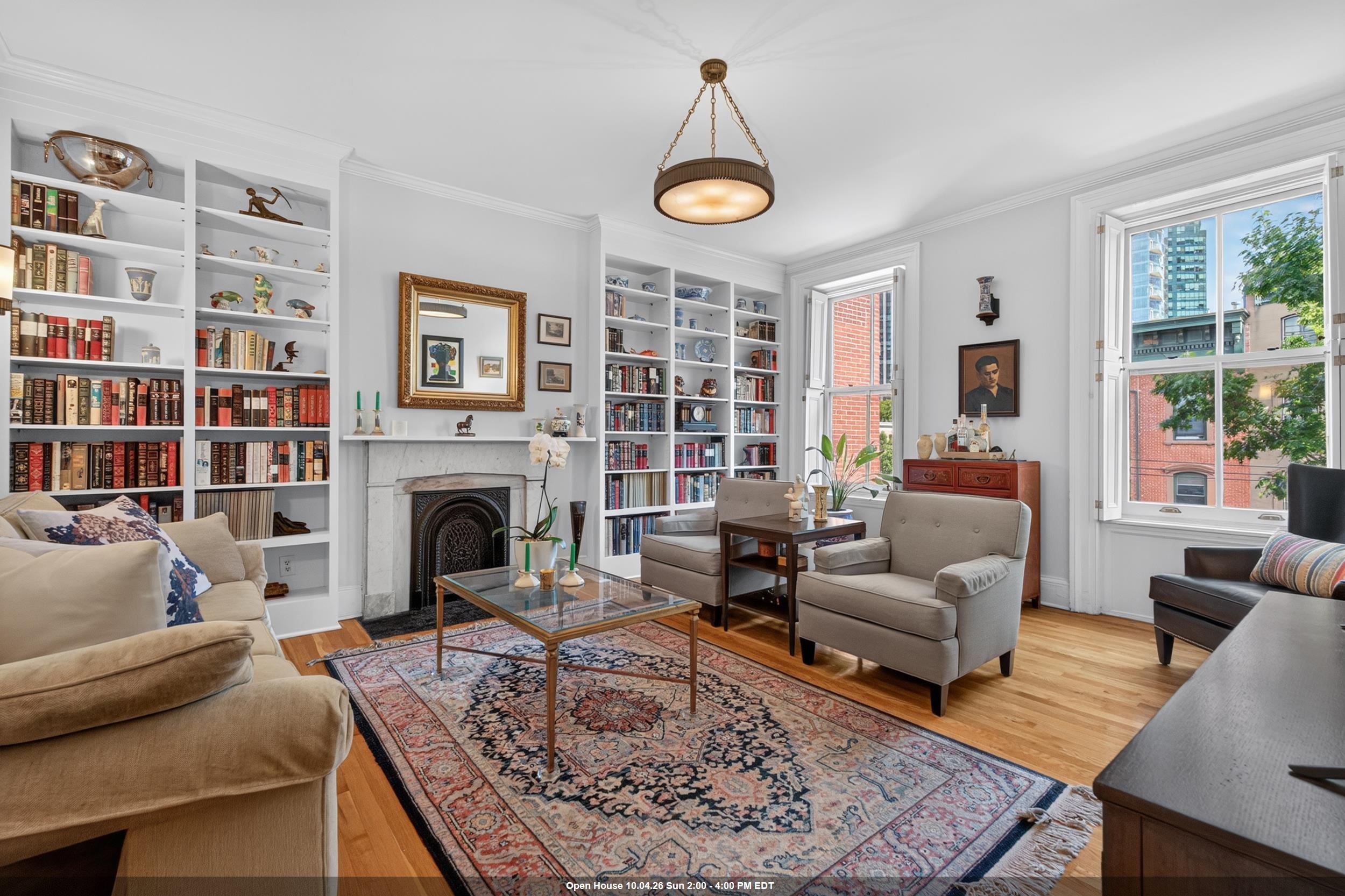 209 Washington Street — photo