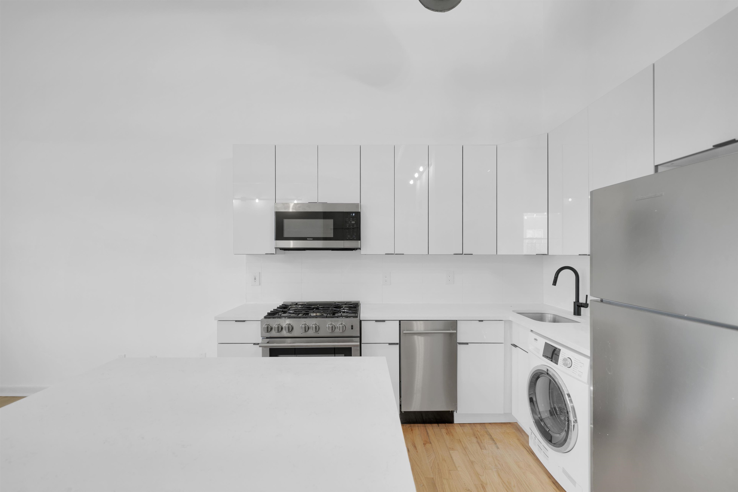 716 Madison Street — photo